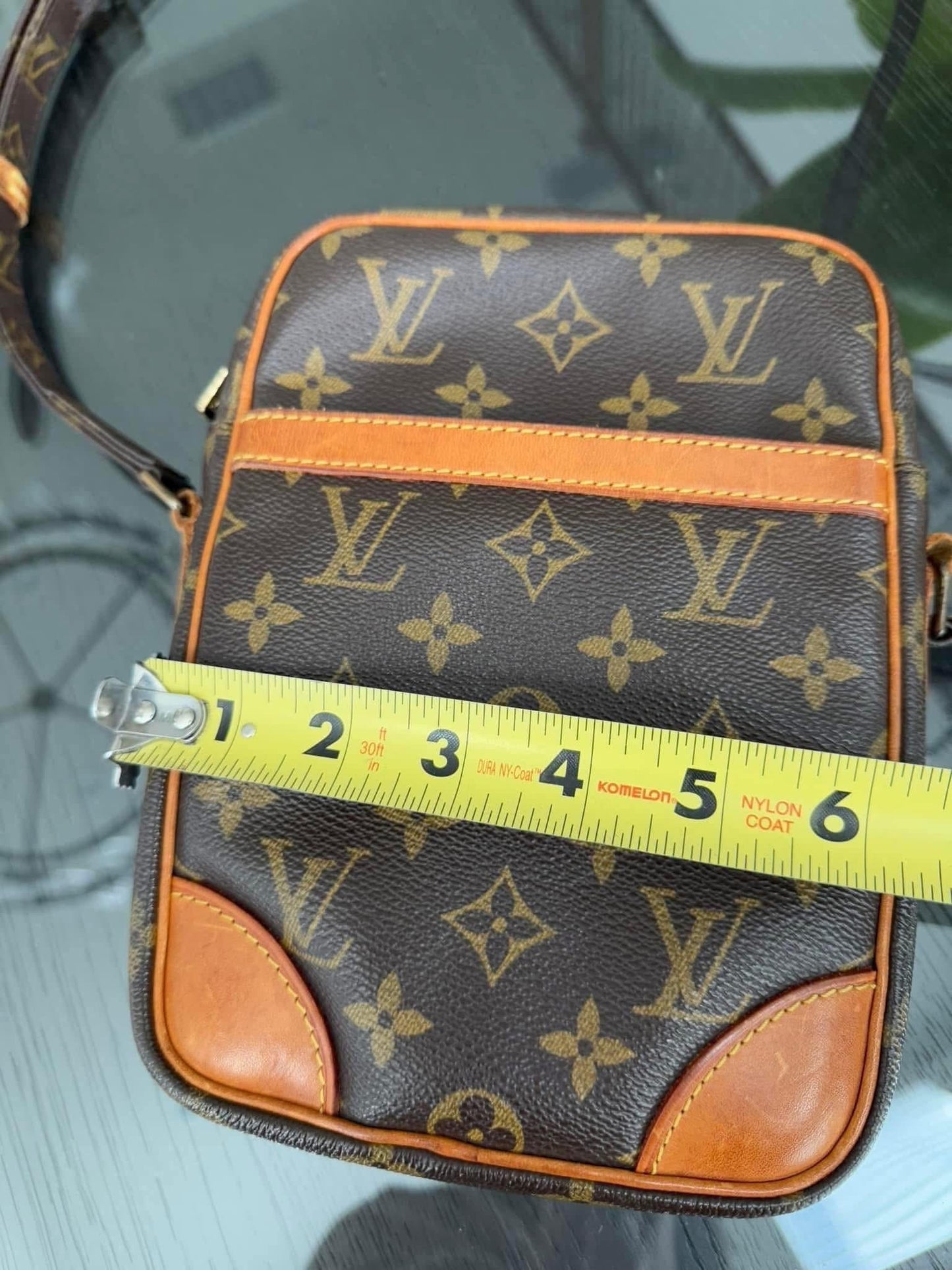 Danube PM Crossbody Bag -🗓️ Year: 1989