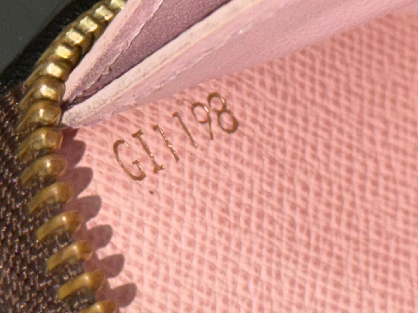 Clemence Wallet DE in Rose Ballerine with Dustbag 🗓️ Year 2018