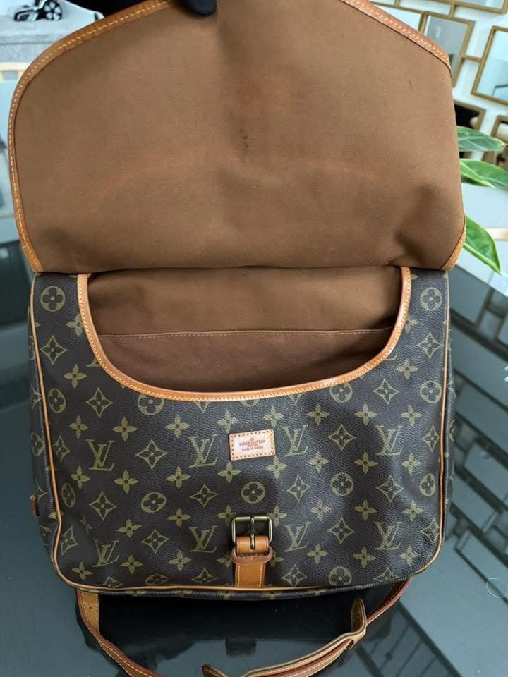 Saumur 35 Crossbody -🗓️ Year: 1989