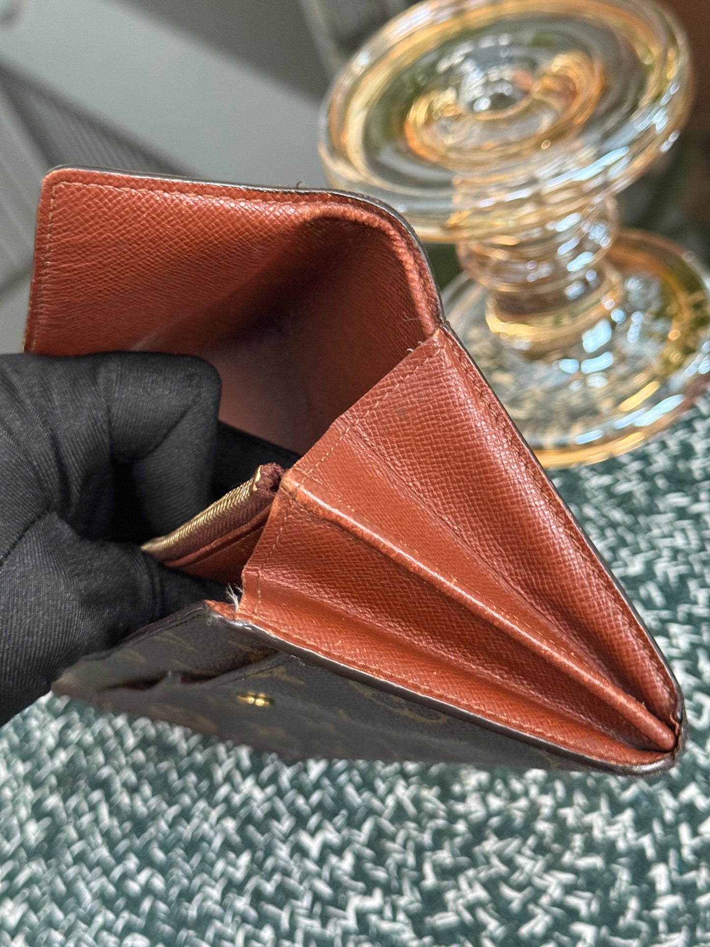 Sarah Wallet in Monogram with 2 Cardholders 🗓️ Year: 2001