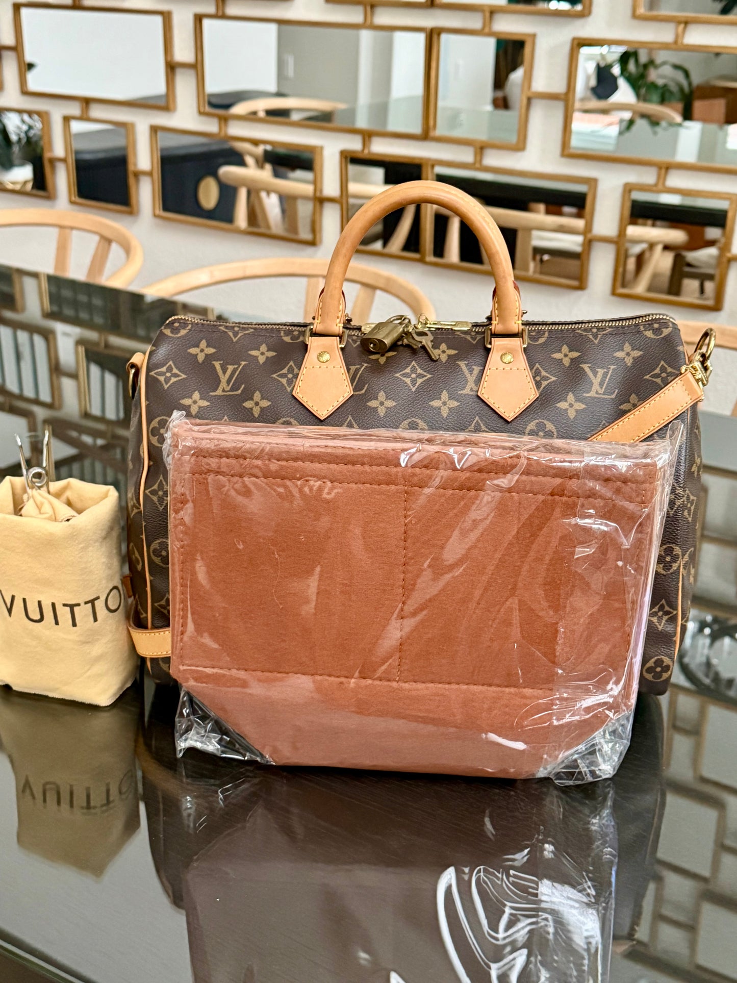 Speedy 35 Bandoulier with Lock 🔐 Keys , Dustbag and Insert Organizer 🗓️ Year: 2012