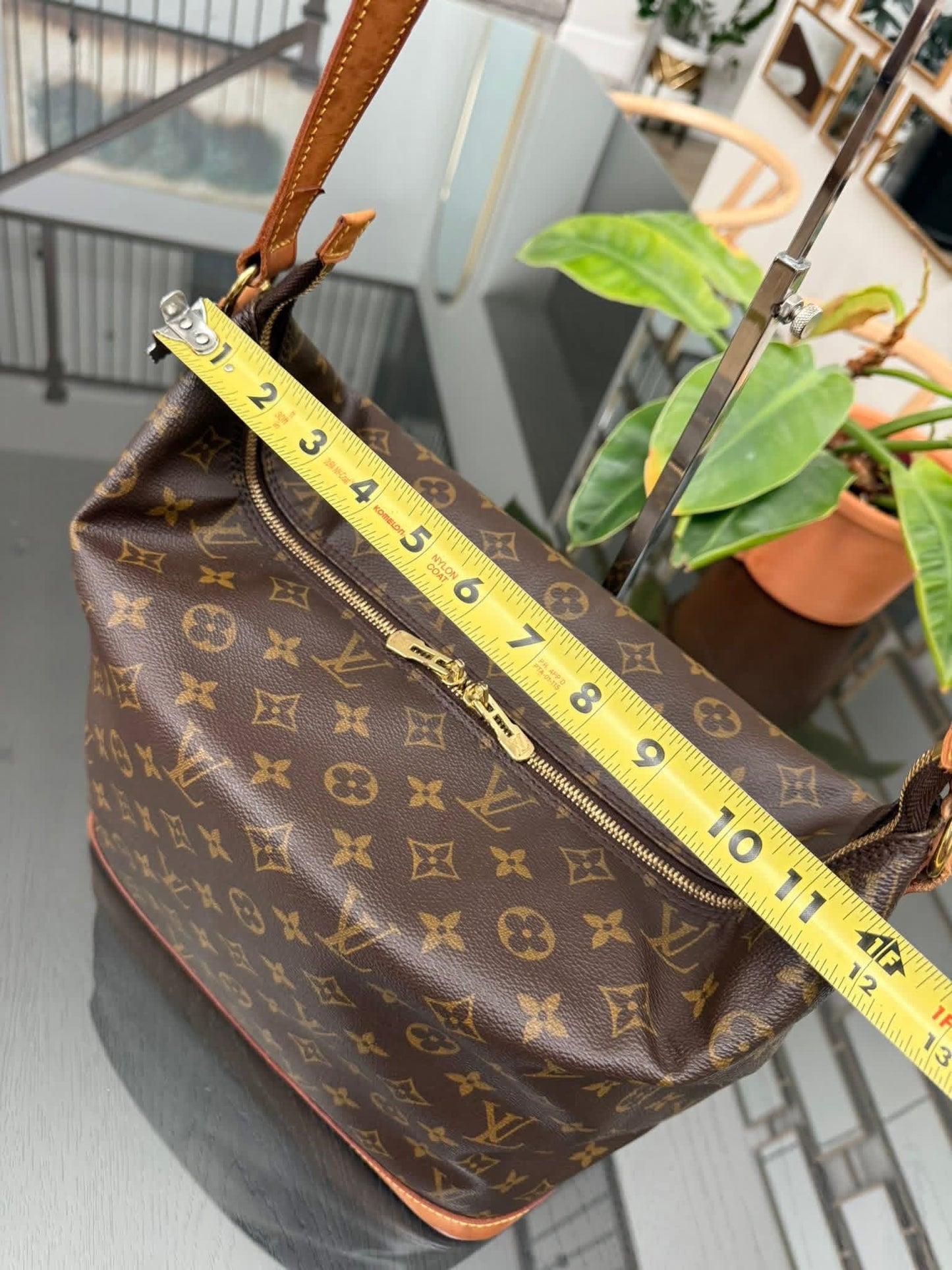 Amfar Three “Sharon Stone” Vanity Shoulder bag 📅