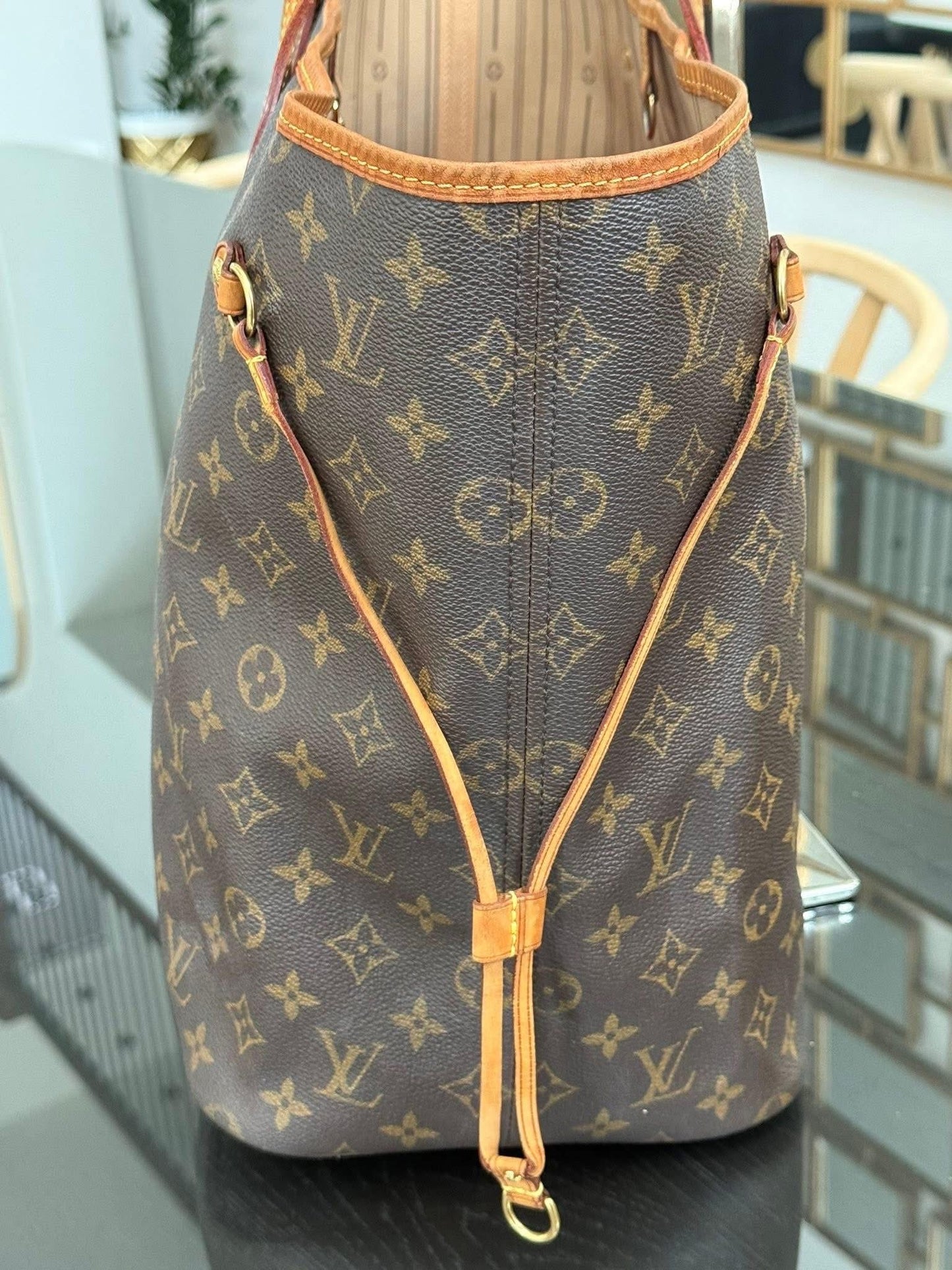 Neverfull GM with Dustbag and Insert Organizer 🗓️ Year: 2008