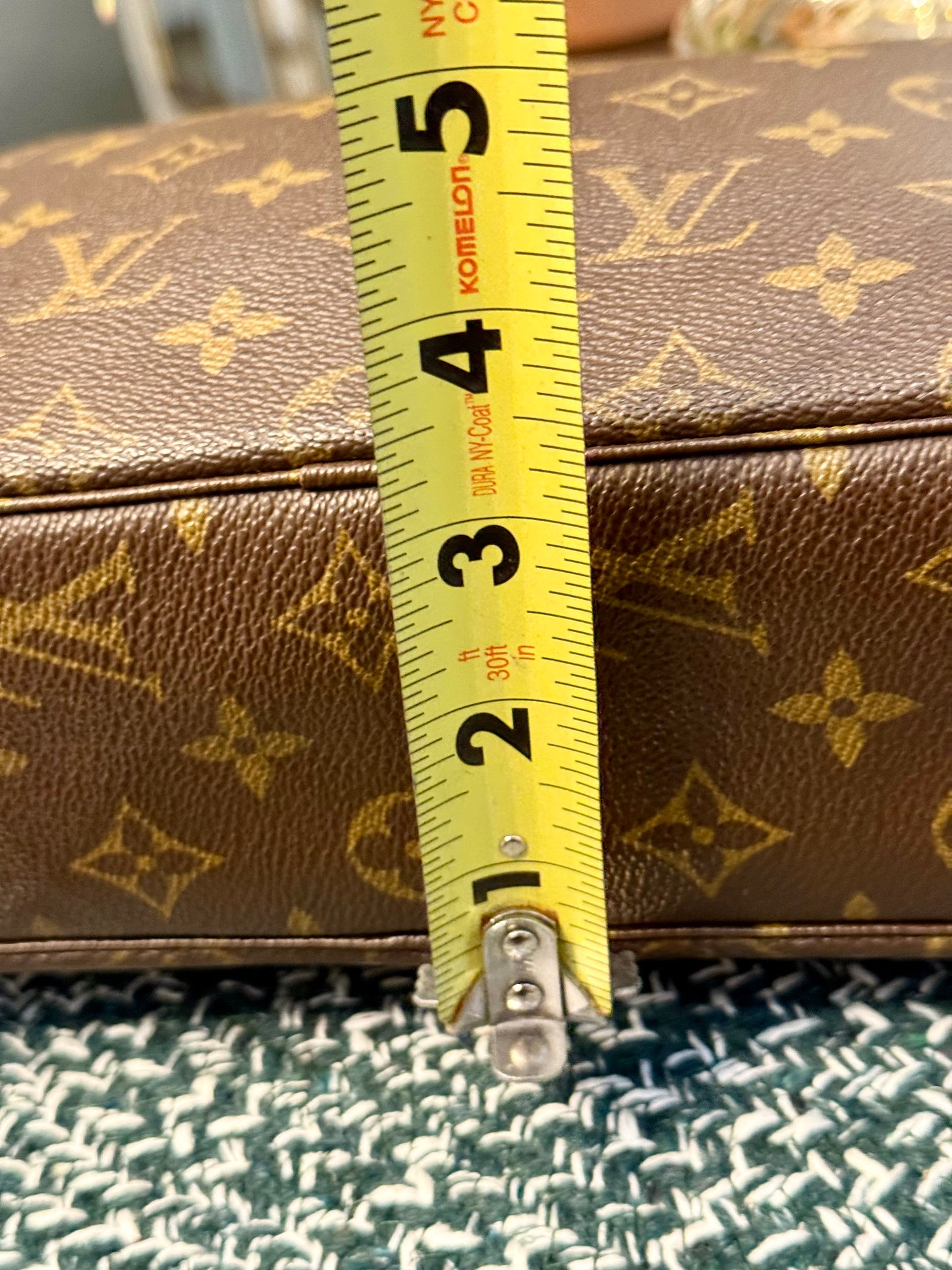 Trousse 28 📅 Circa 80’s