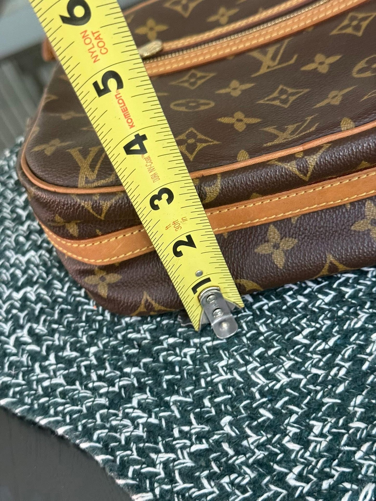 Senlis Crossbody - 🗓️