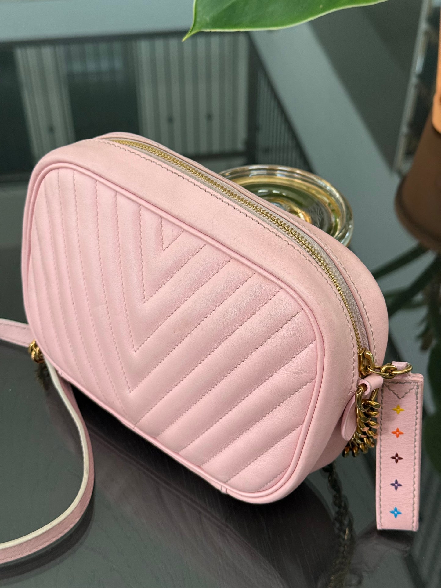 New Wave Camera Bag -🗓️ Year: 2019