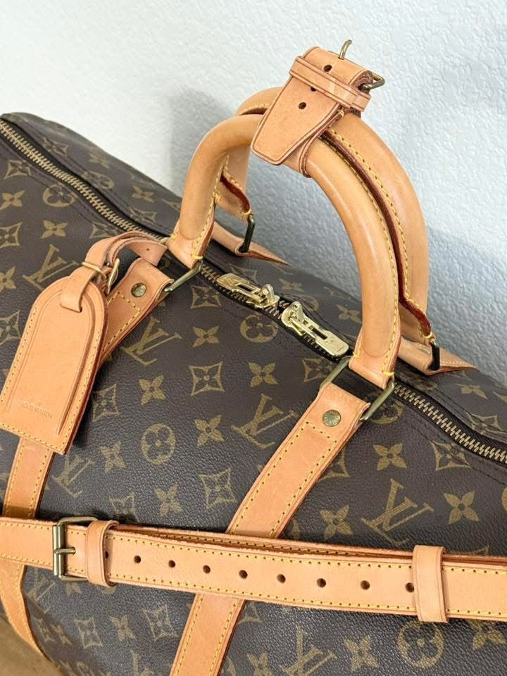 Keepall 50 Bandoulier with Original Strap, Luggage tag and Poignet  📅 Year: 1990