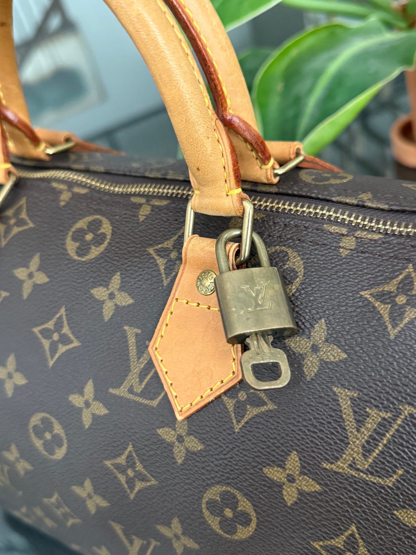 Speedy 30 with Lock 🔐 and Key -🗓️ Year: 1993