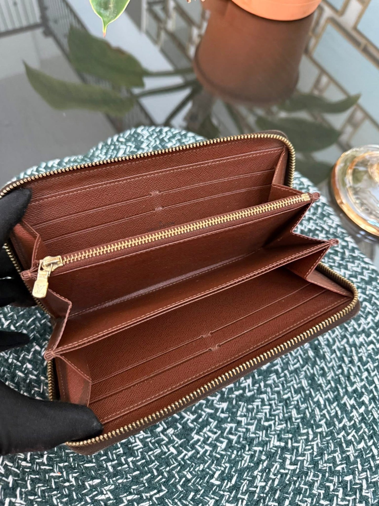 Monogram Zippy Long Wallet with Dustbag 🗓️ Year: 2013