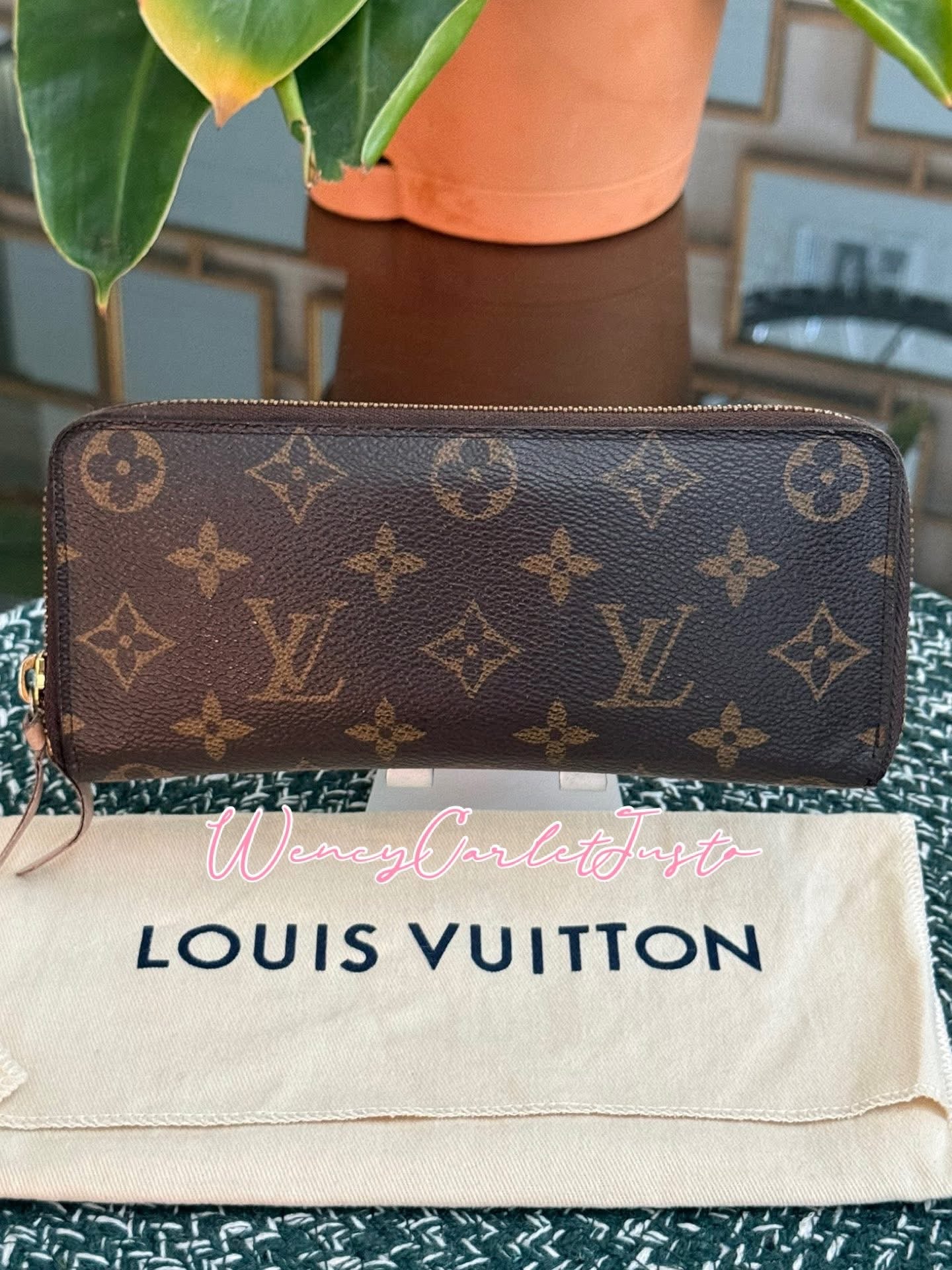 Clemence Wallet in Rose Ballerine with Dustbag 🗓️ Year 2017