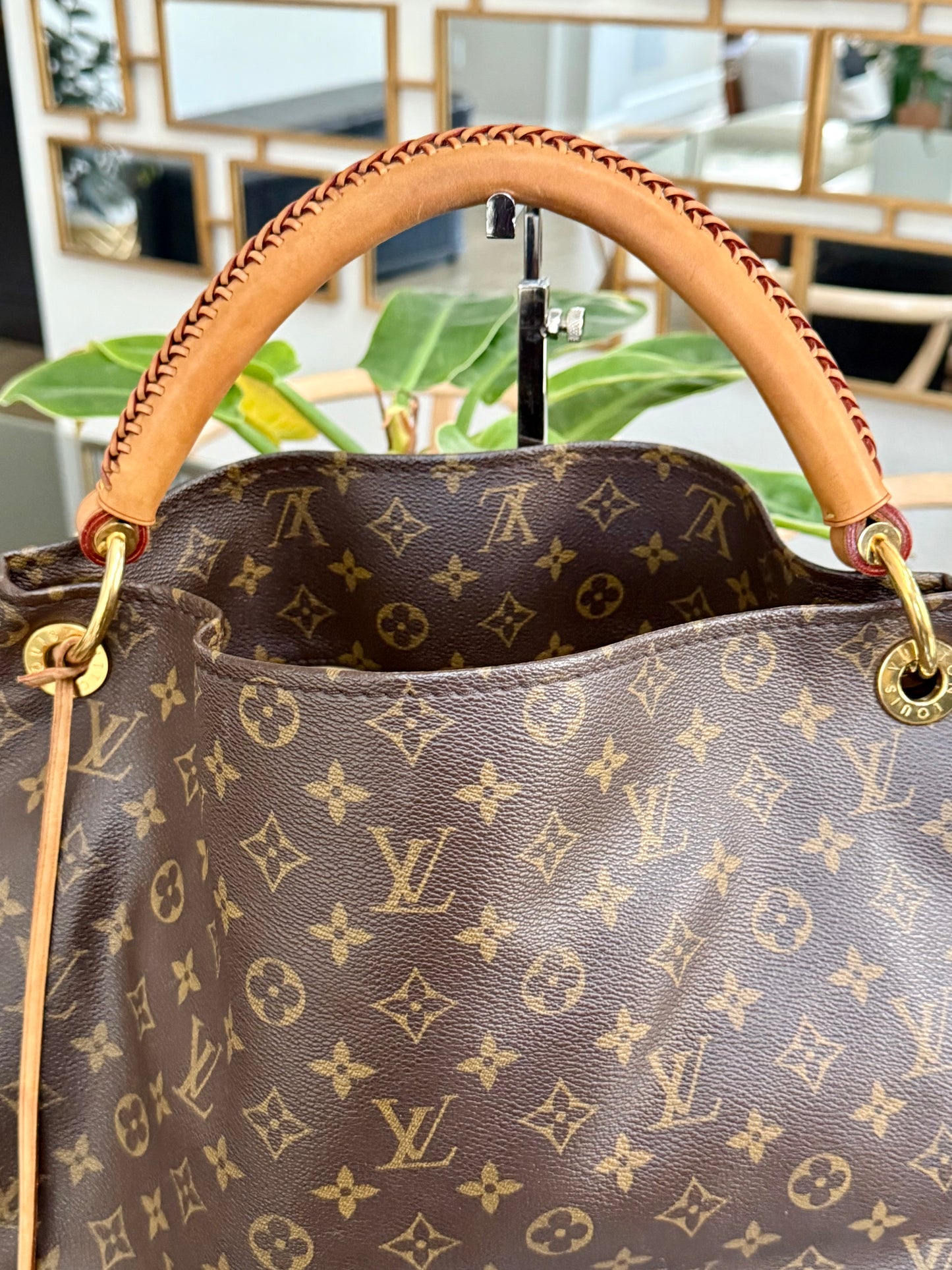 Artsy MM with Dustbag and Insert Organizer - 📅 Year: 2009