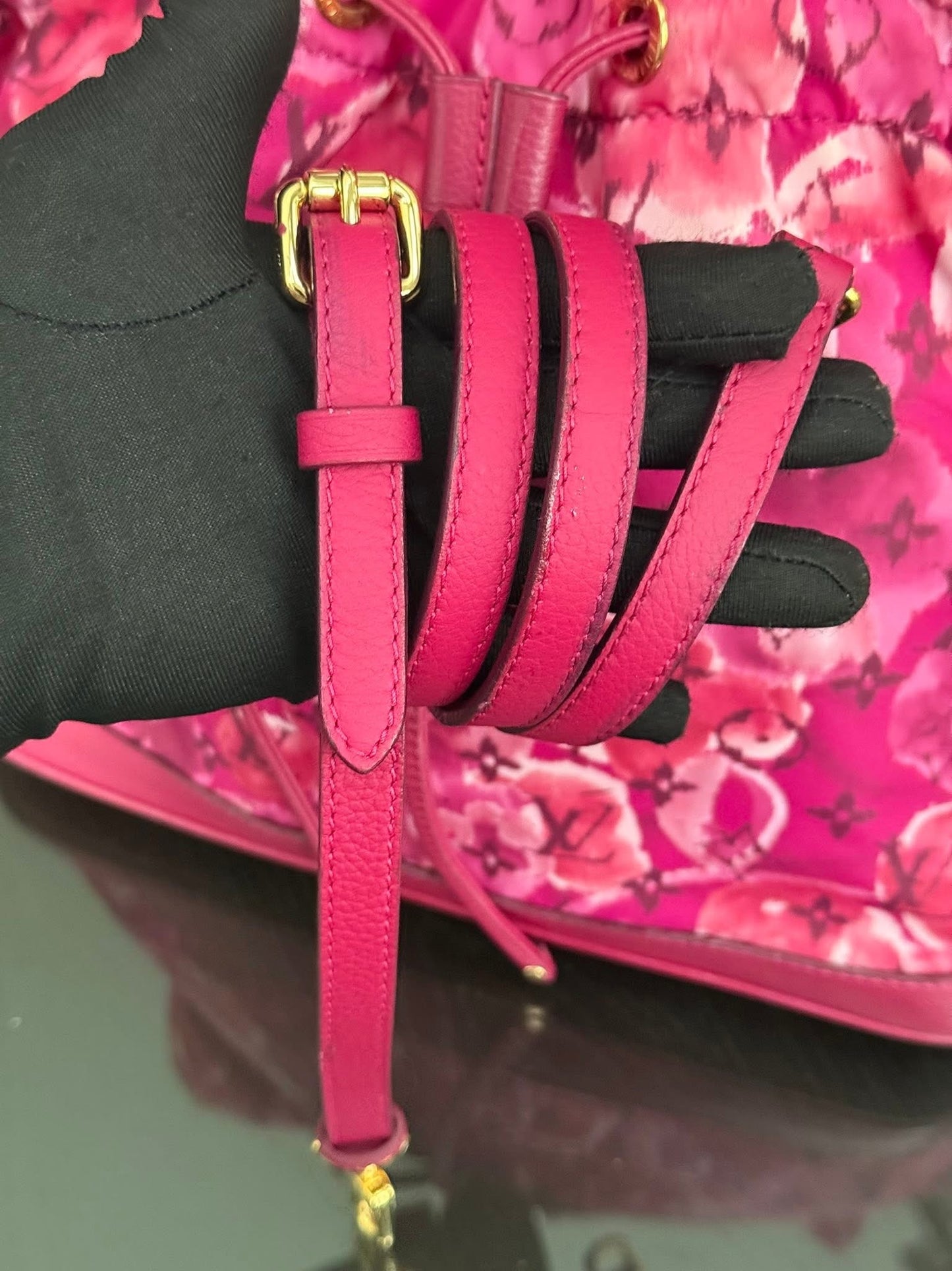 Ikat Floral Noefull MM with Original Strap and Dustbag 📅 Year: 2012
