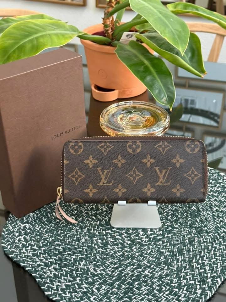 Clemence Wallet Monogram in Rose Ballerine with Box 🗓️ Year 2017