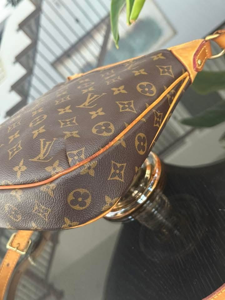 Odeon PM Crossbody -🗓️ Year: 2011