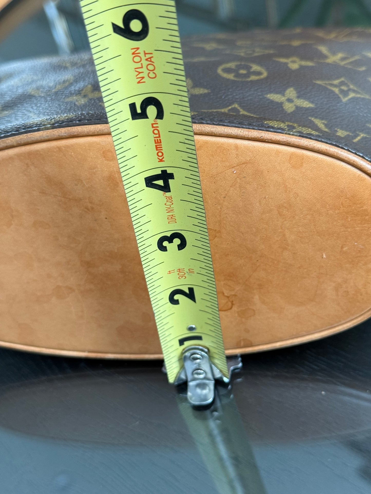 Drouot Crossbody 📅 Year: 1997