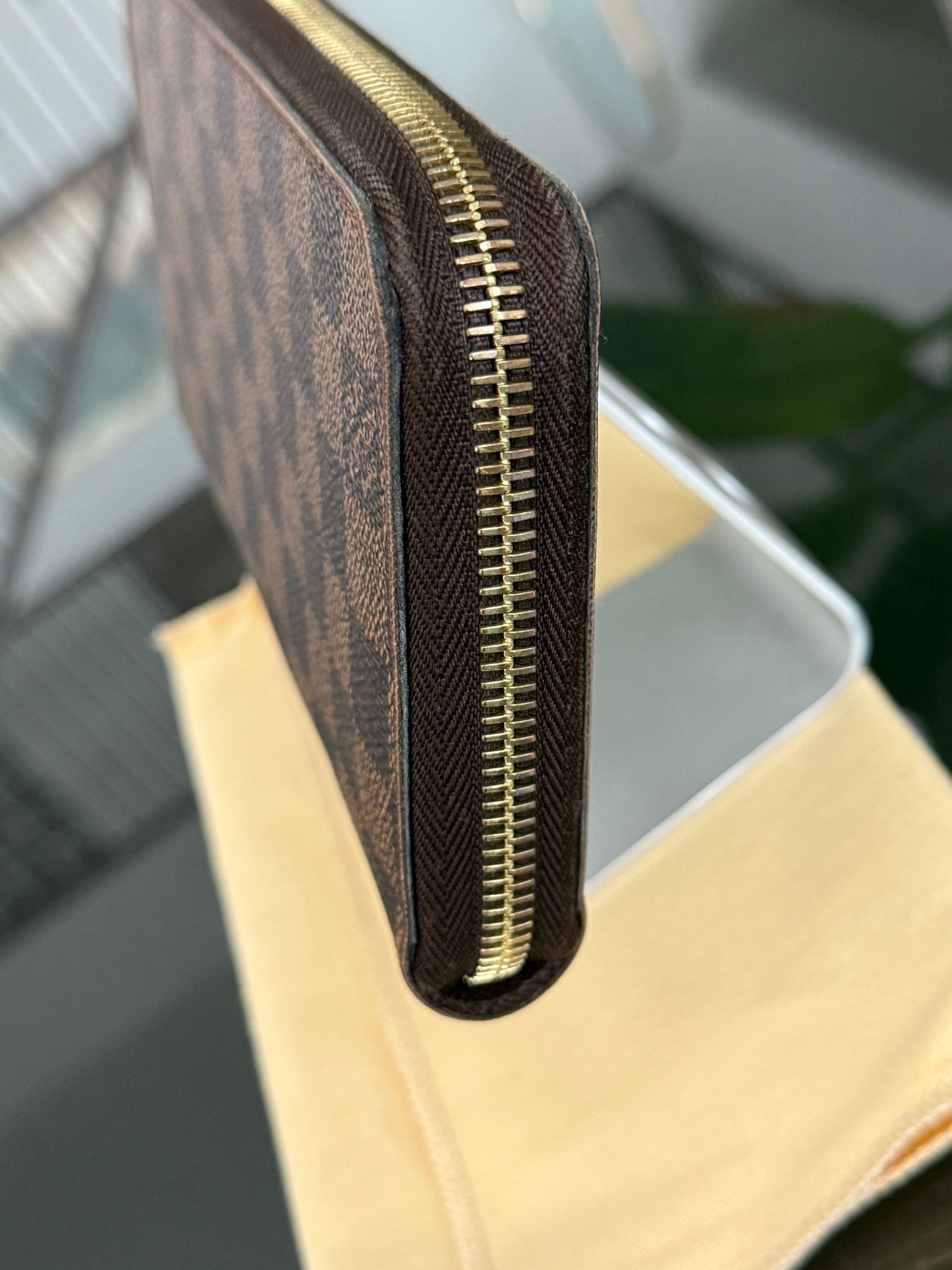 Zippy Long Wallet in DE with Dustbag and box 🗓️ Year: 2013