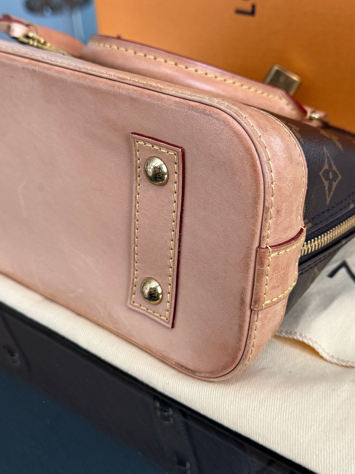Alma BB with Box , dustbag and Insert Organizer - 📅 Year: 2020
