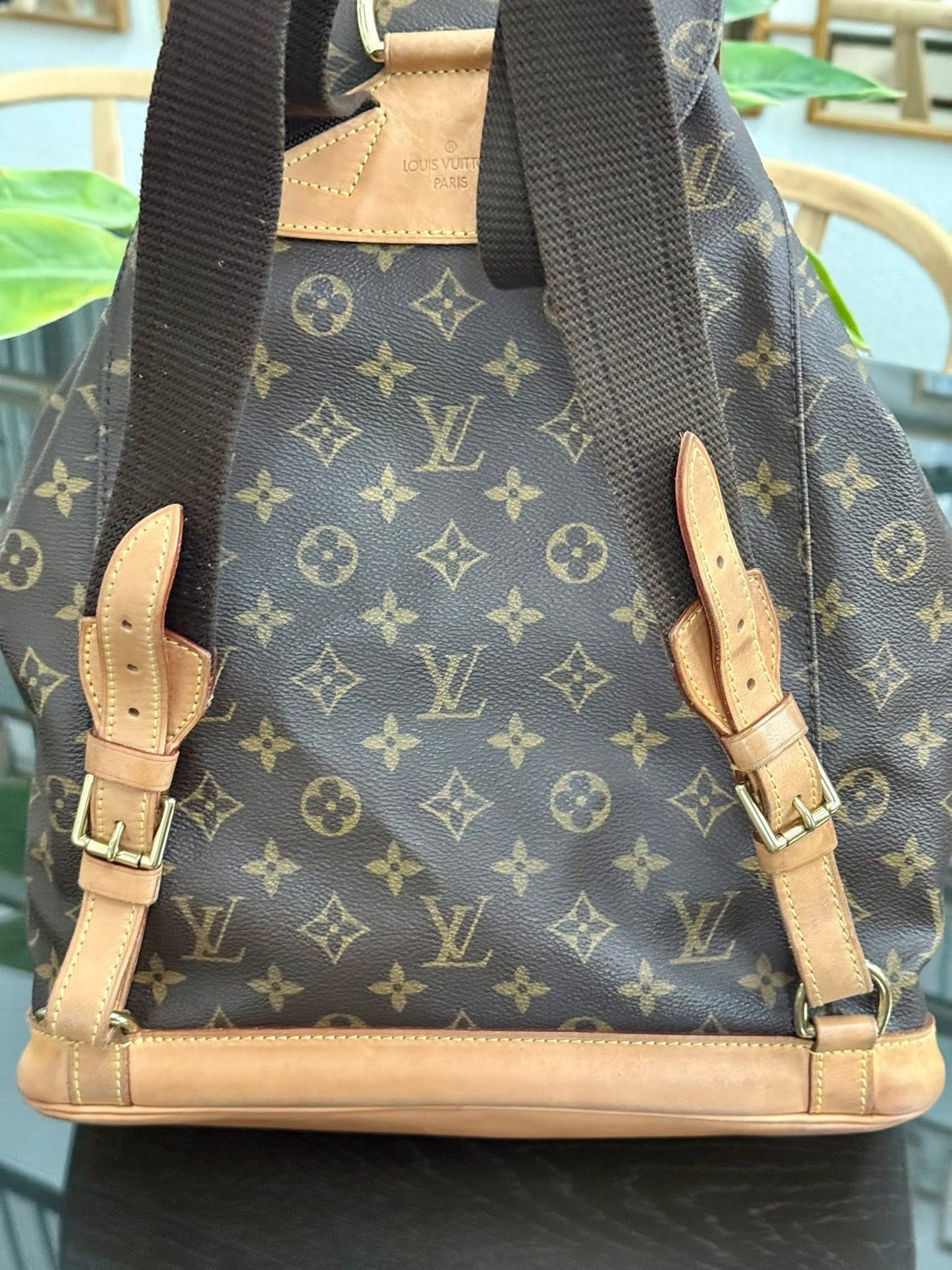 Montsouris GM - 🗓️ Year: 2002