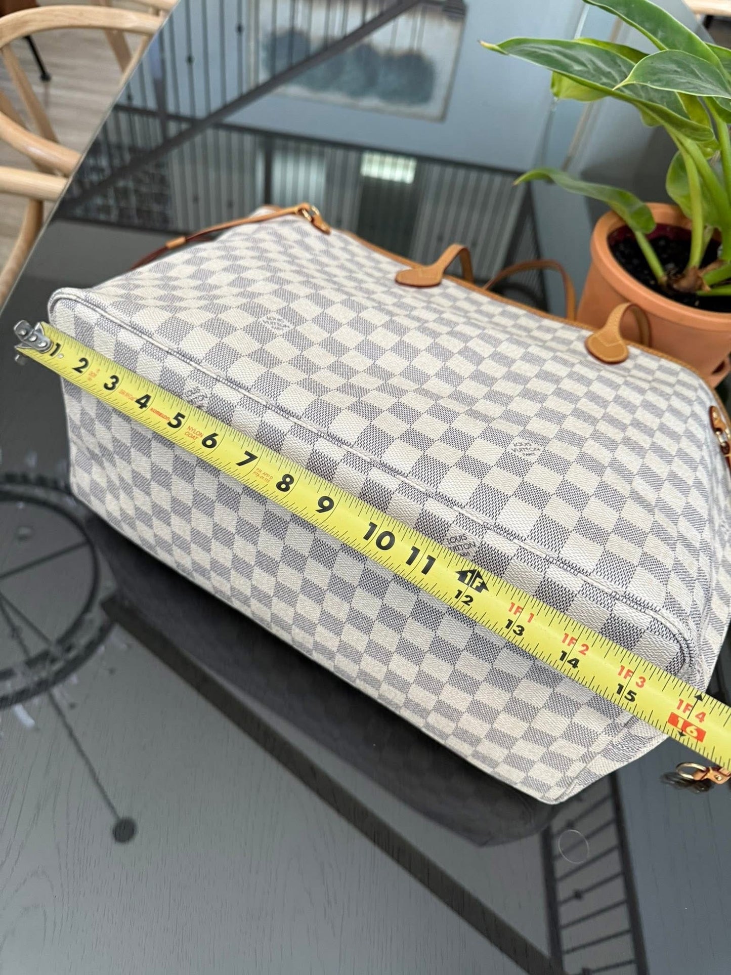 Neverfull GM in Azur with Dustbag Insert Organizer 🗓️ Year: 2012