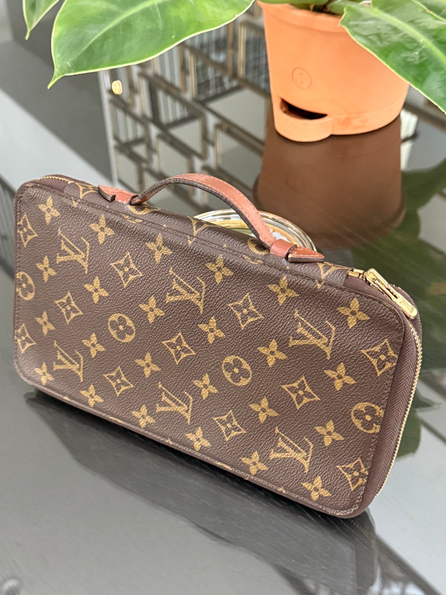 Monogram Escapade Travel Organizer - 🗓️ Year: 1991