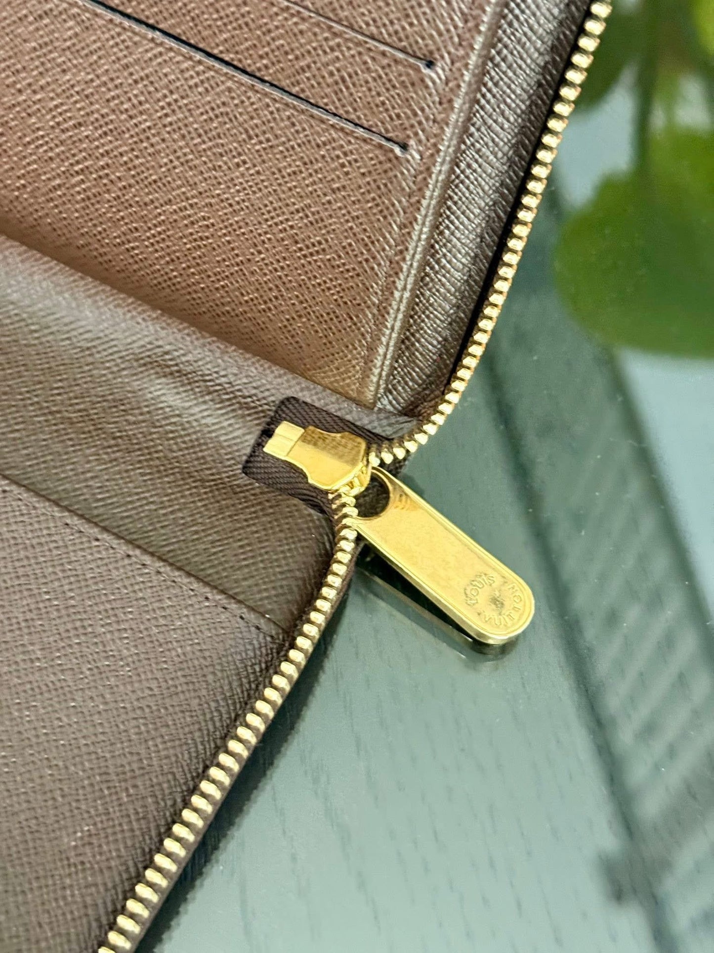 Zippy Wallet Organizer in DE with box 🗓️ Year: 2014