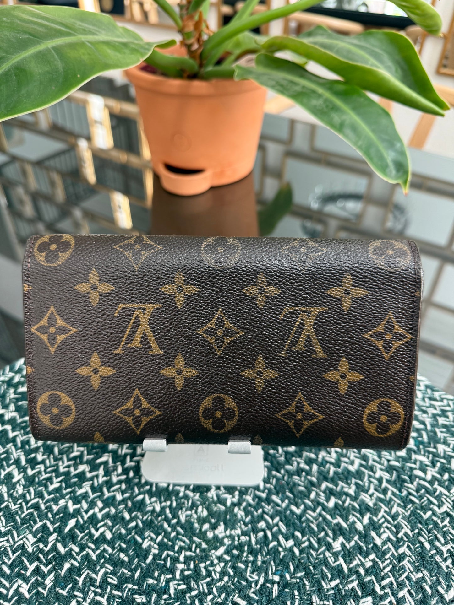 Sarah Wallet in Monogram with 10 Cardholders 🗓️ Year: 2007