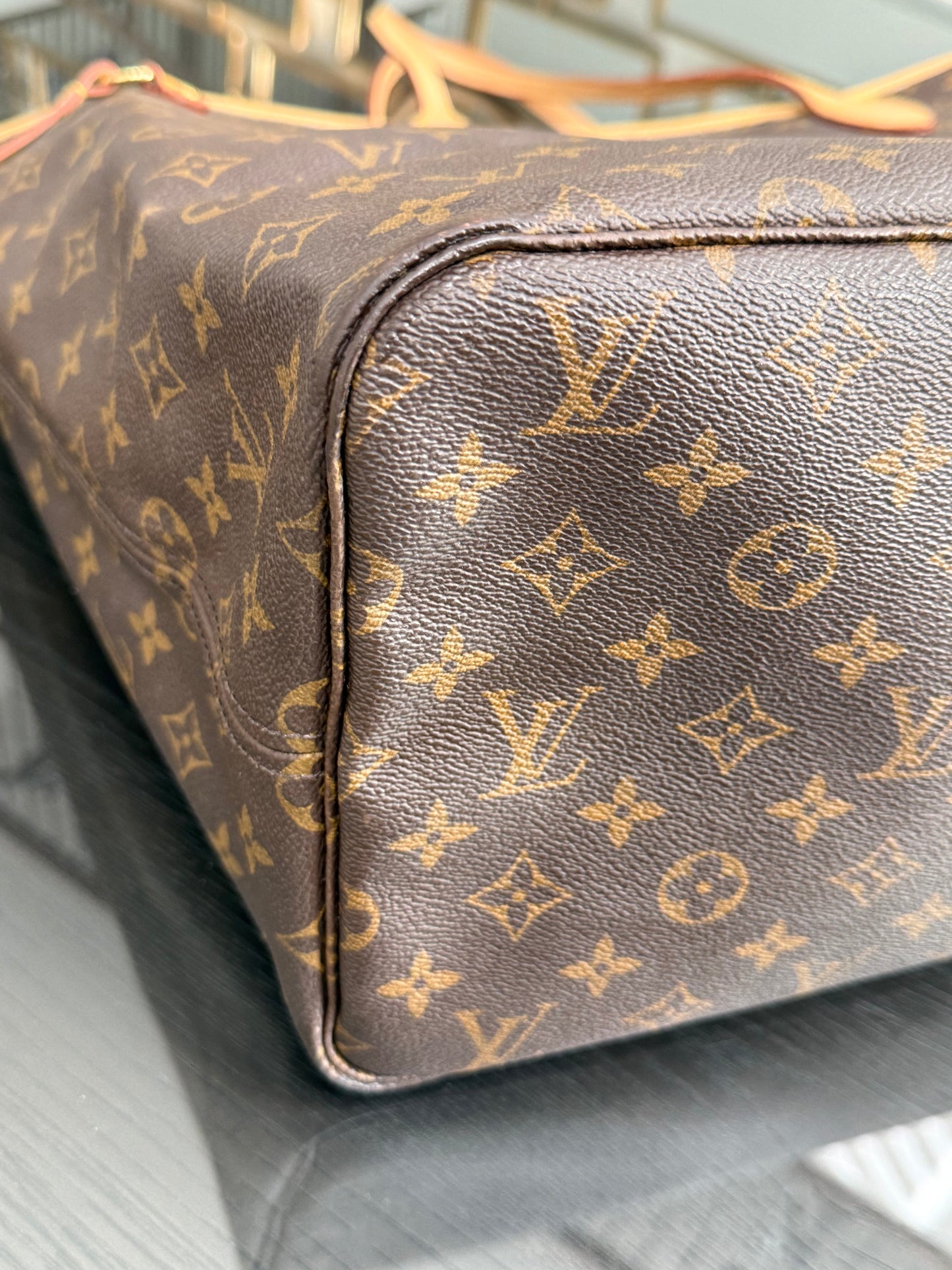 Neverfull GM with Dustbag -🗓️ Year: 2009