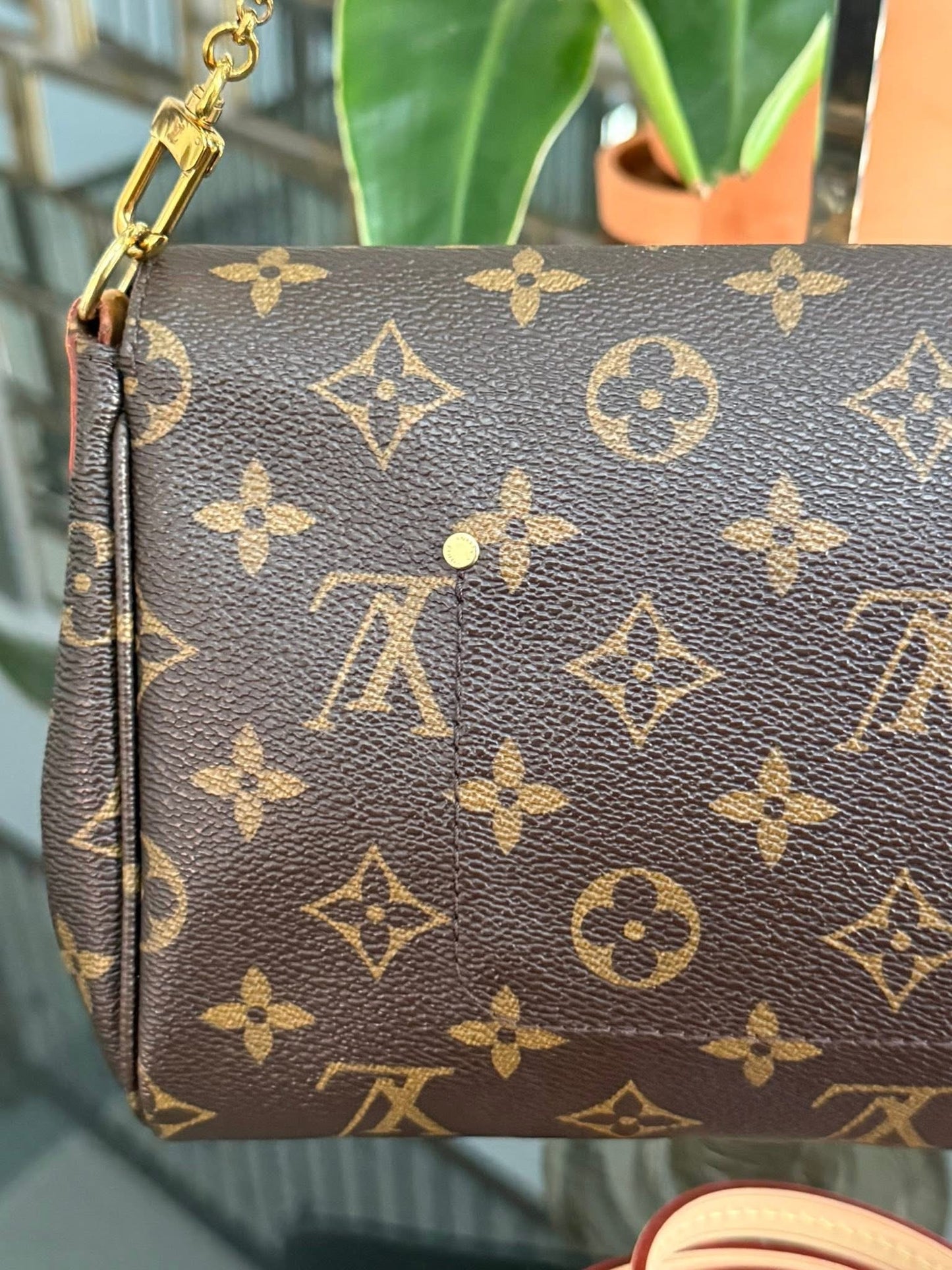 Favorite MM in Monogram with Brandnew Strap, Insert Organizer, Dustbag, Box and Paper bag 🗓️ Year: 2015