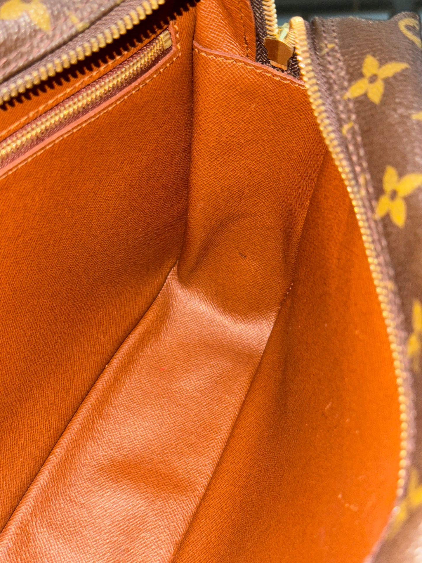 Trocadero 30 🗓️ Year: 2003