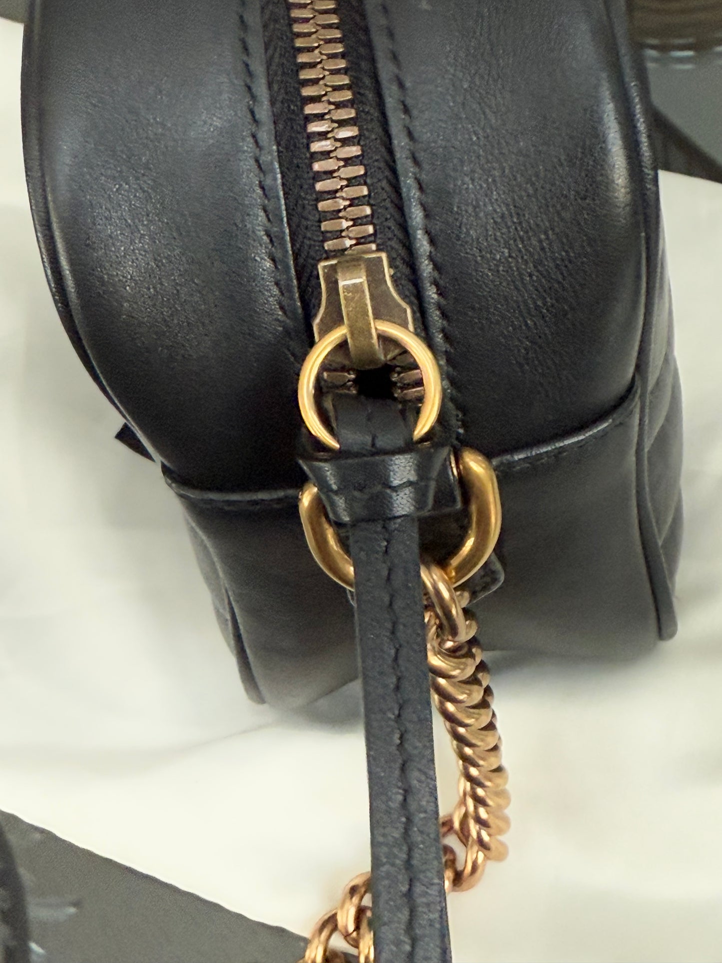GUCCI Marmont Chain Small Shoulder/ Crossbody Bag