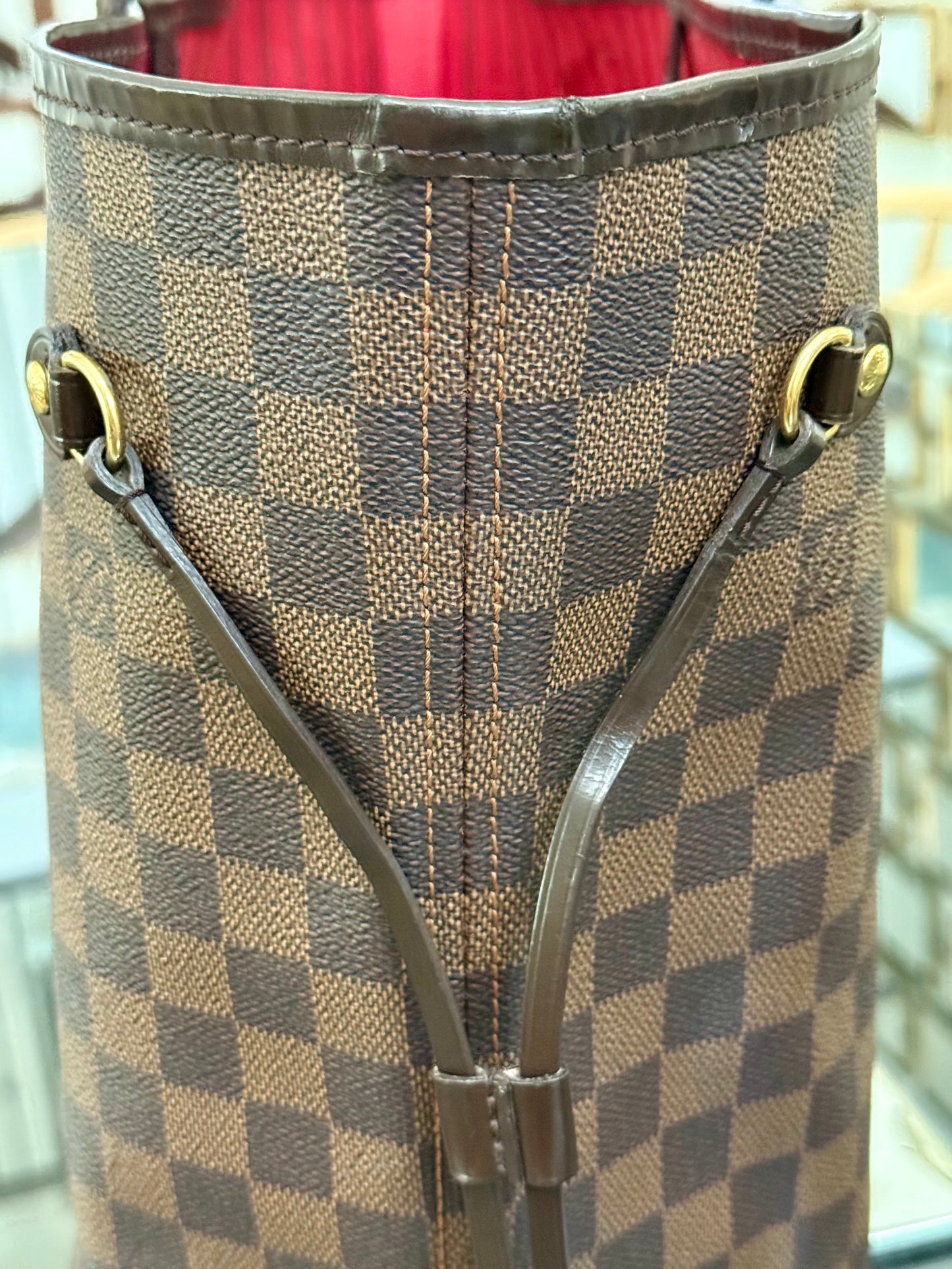 Neverfull MM in DE with Dustbag 🗓️ Year: 2010