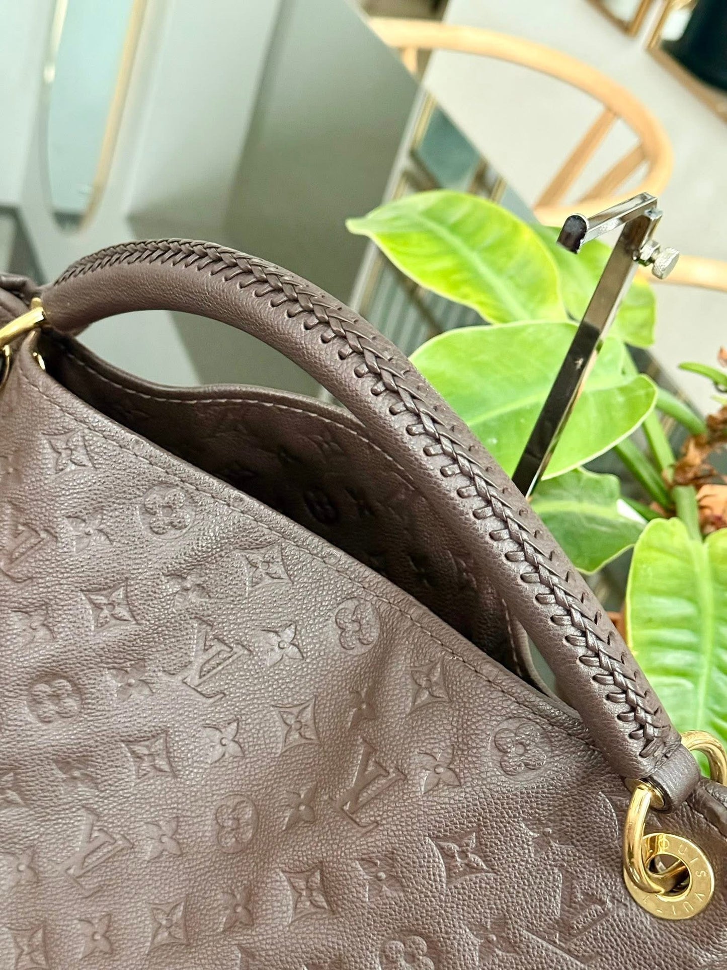 Artsy MM Empriente in Taupe Glaze with Dustbag and Insert Organizer 📅 Year: 2012