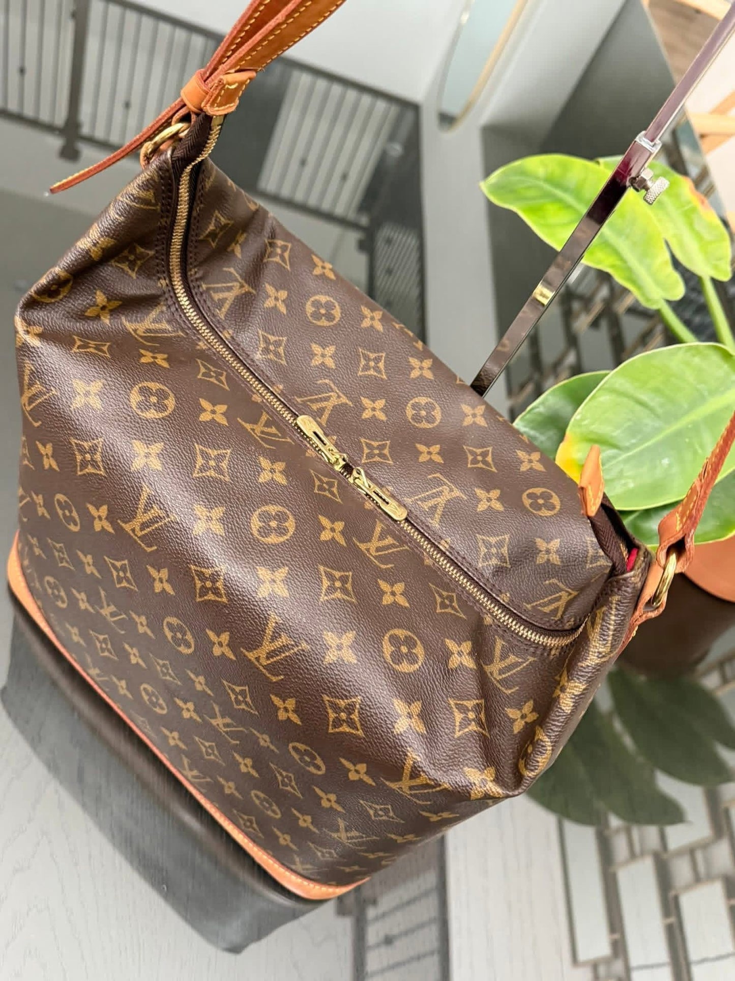 Amfar Three “Sharon Stone” Vanity Shoulder bag 📅