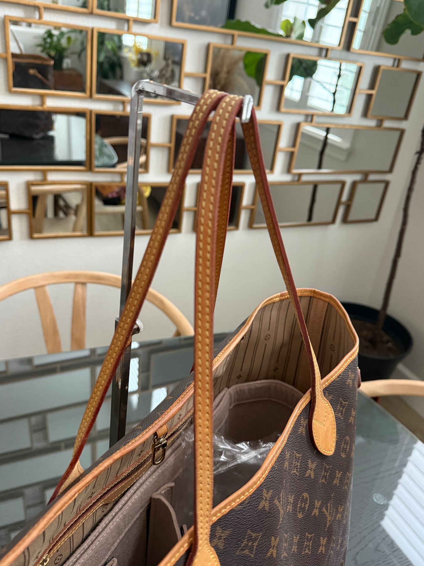 Neverfull GM with Dustbag -🗓️ Year: 2008