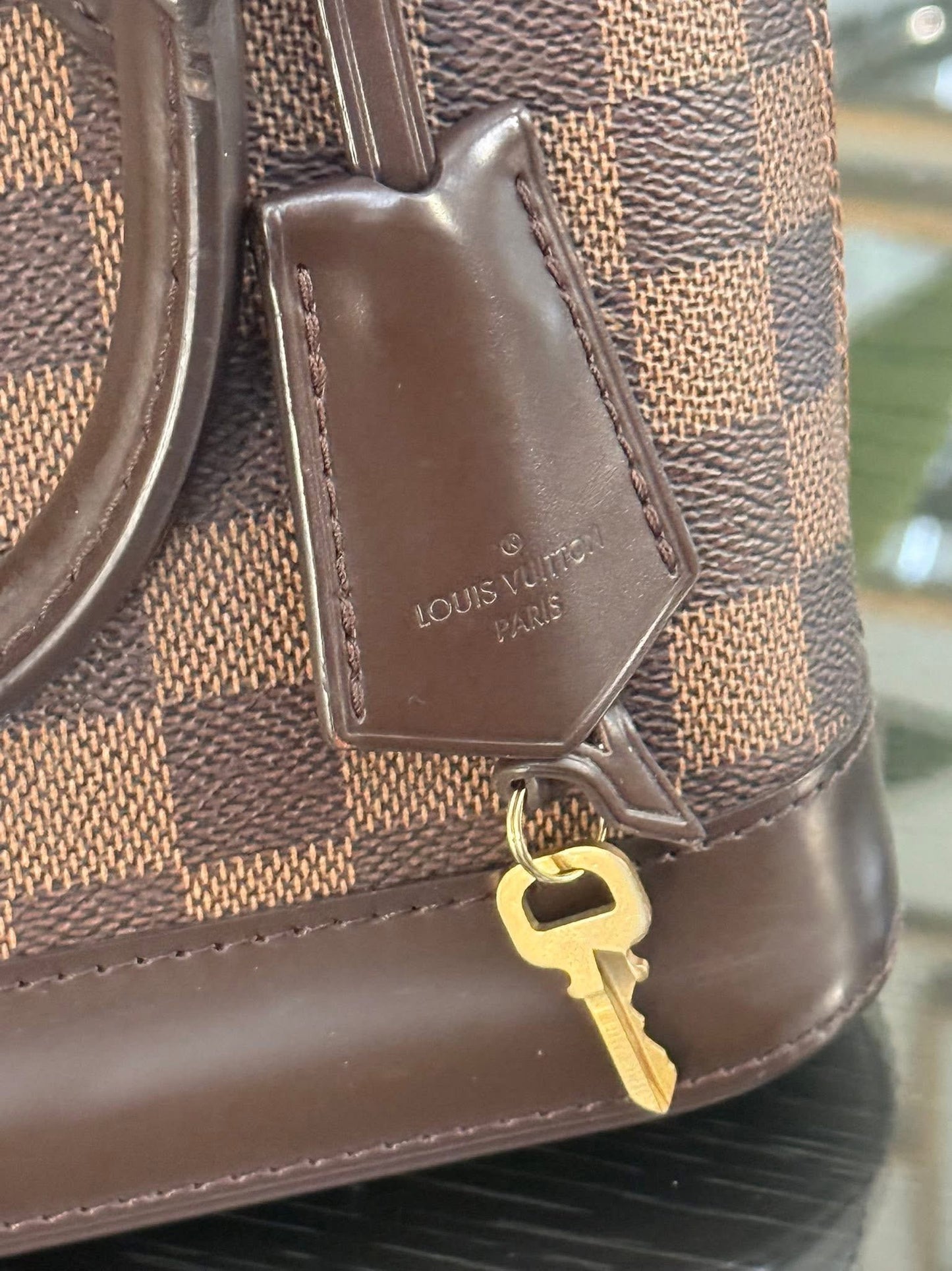 Alma BB in DE with Clochette, Lock 🔐 key, Original Strap, Box Dustbag and Paper bag 🗓️ Year: 2020