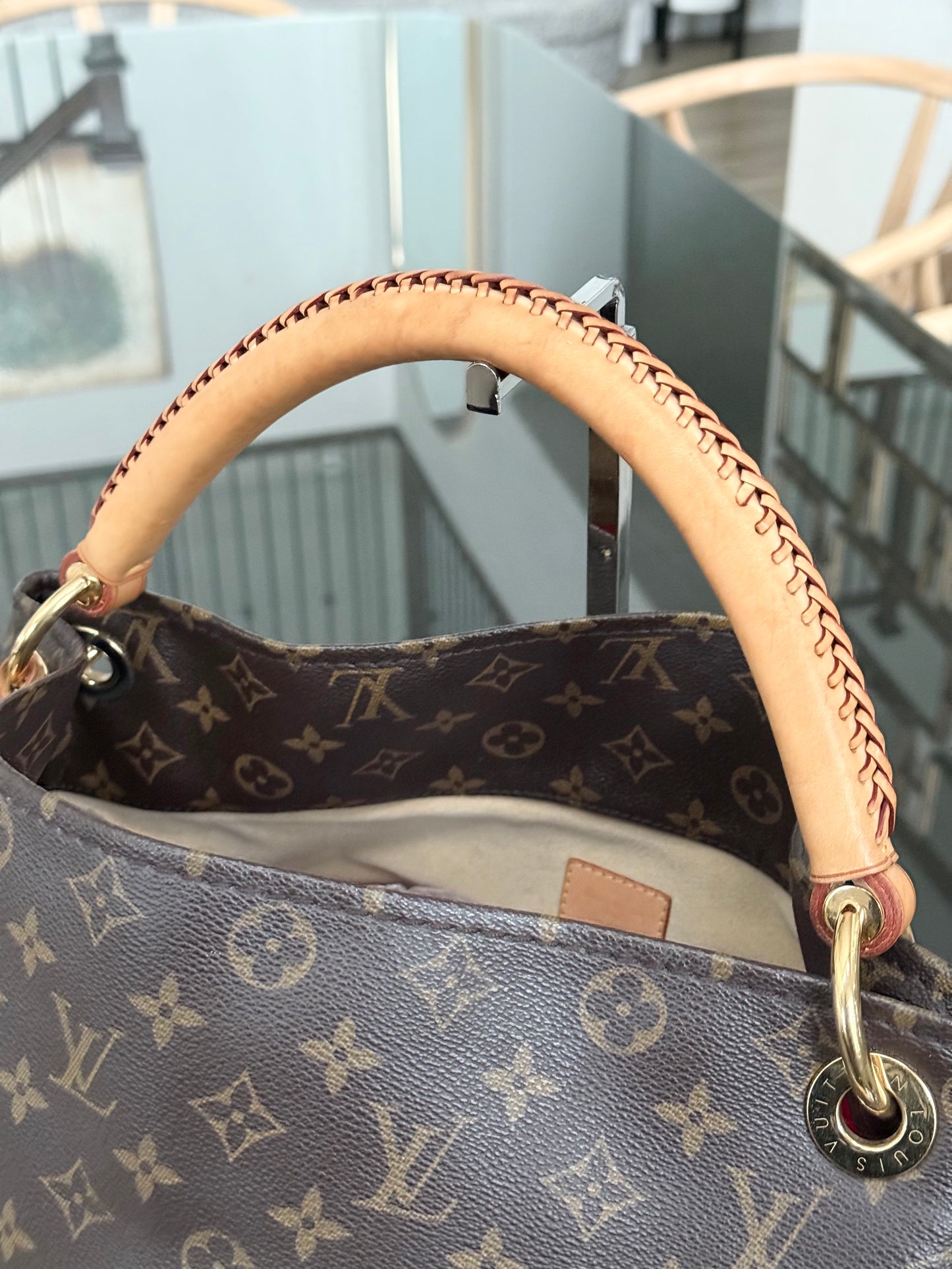 Artsy MM with Dustbag and Insert Organizer - 📅 Year: 2010