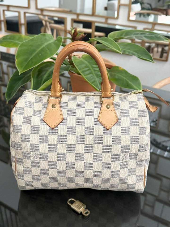 Speedy 25 in Damier Azur with lock 🔐 key and Dustbag -🗓️ Year 2007