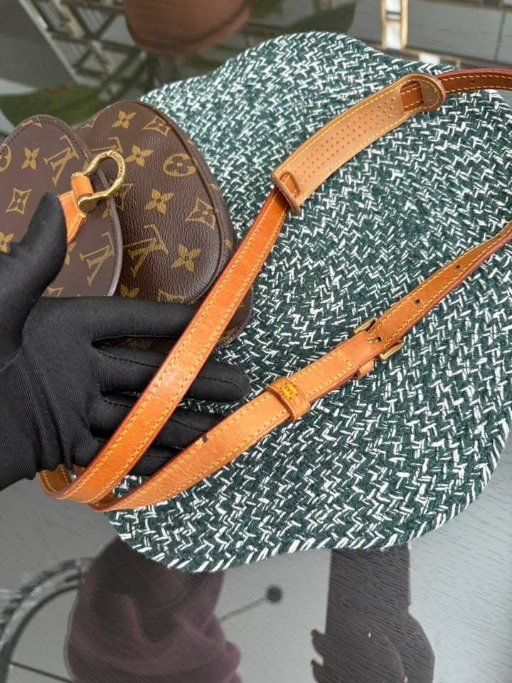 St. Cloud PM Crossbody Bag 🗓️ Year 1986