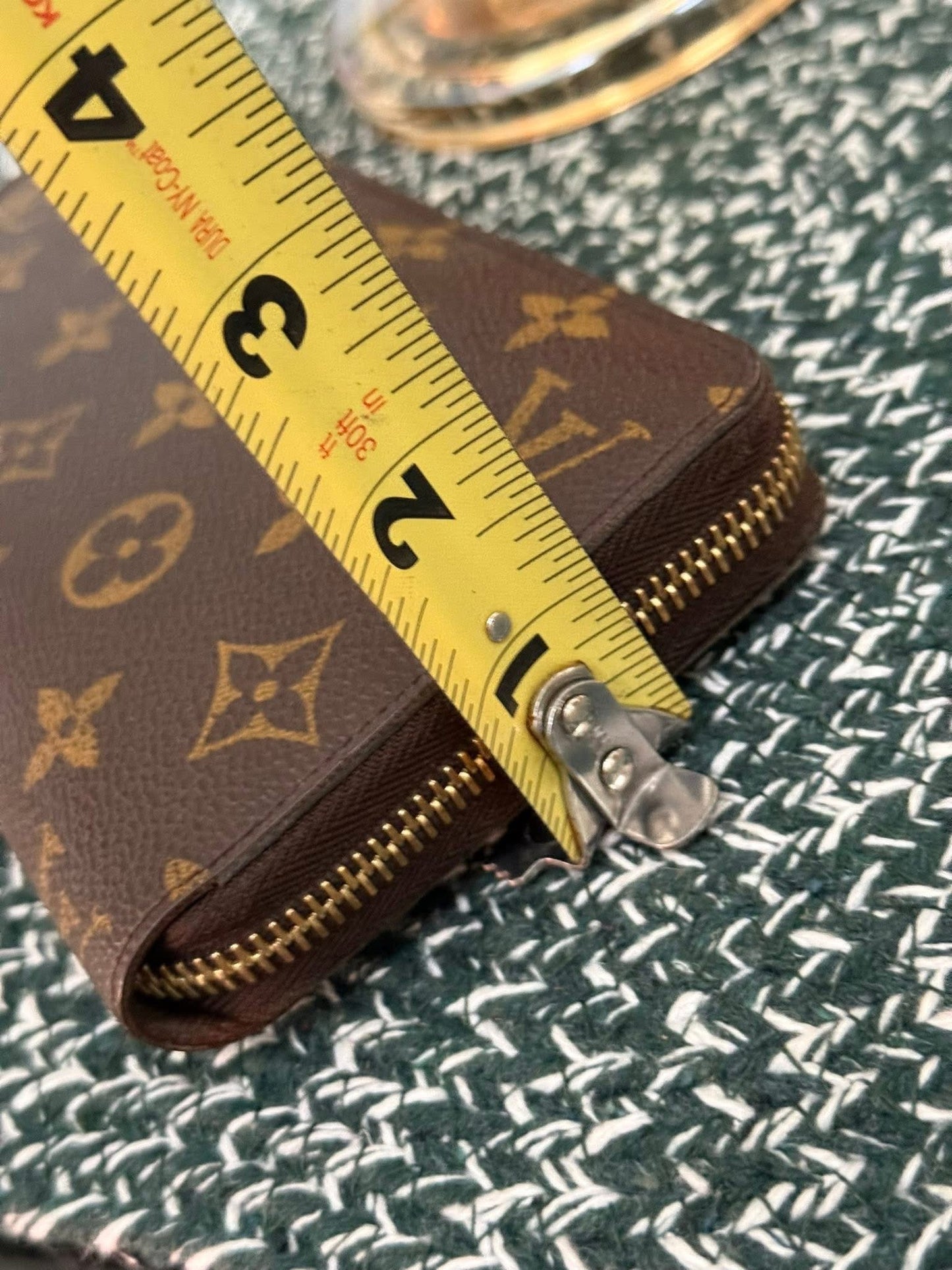 Monogram Zippy Long Wallet with Dustbag 🗓️ Year: 2013