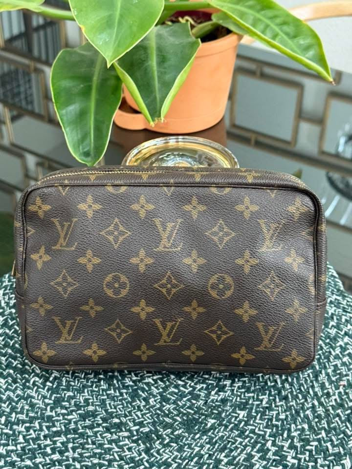 Trousse 23 🌺 Year 1988