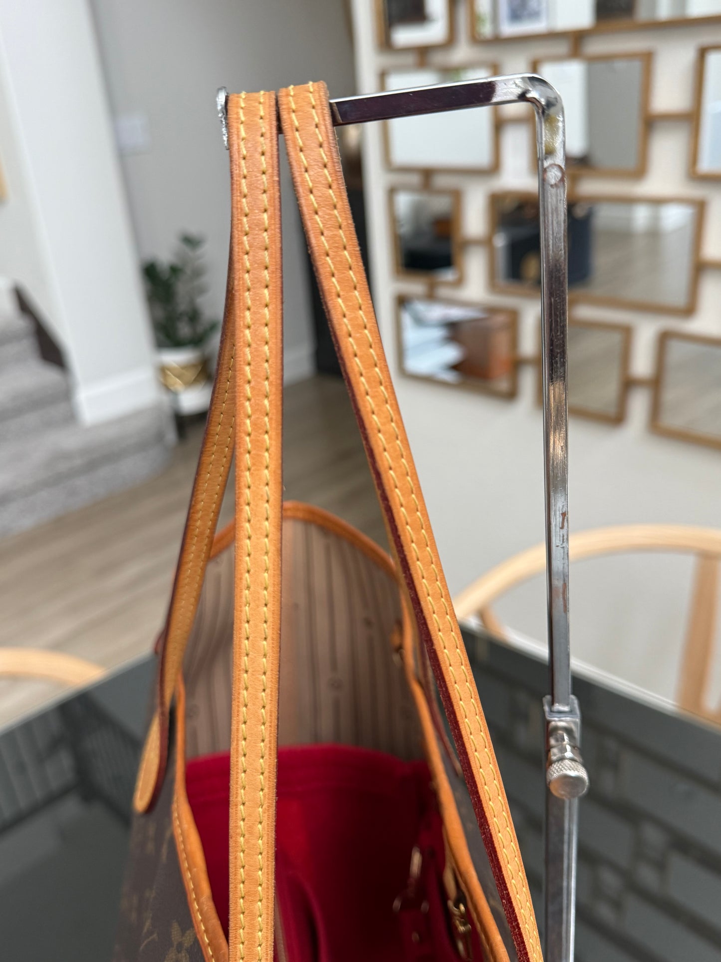 Neverfull GM with Dustbag and Insert Organizer 📅 Year: 2009
