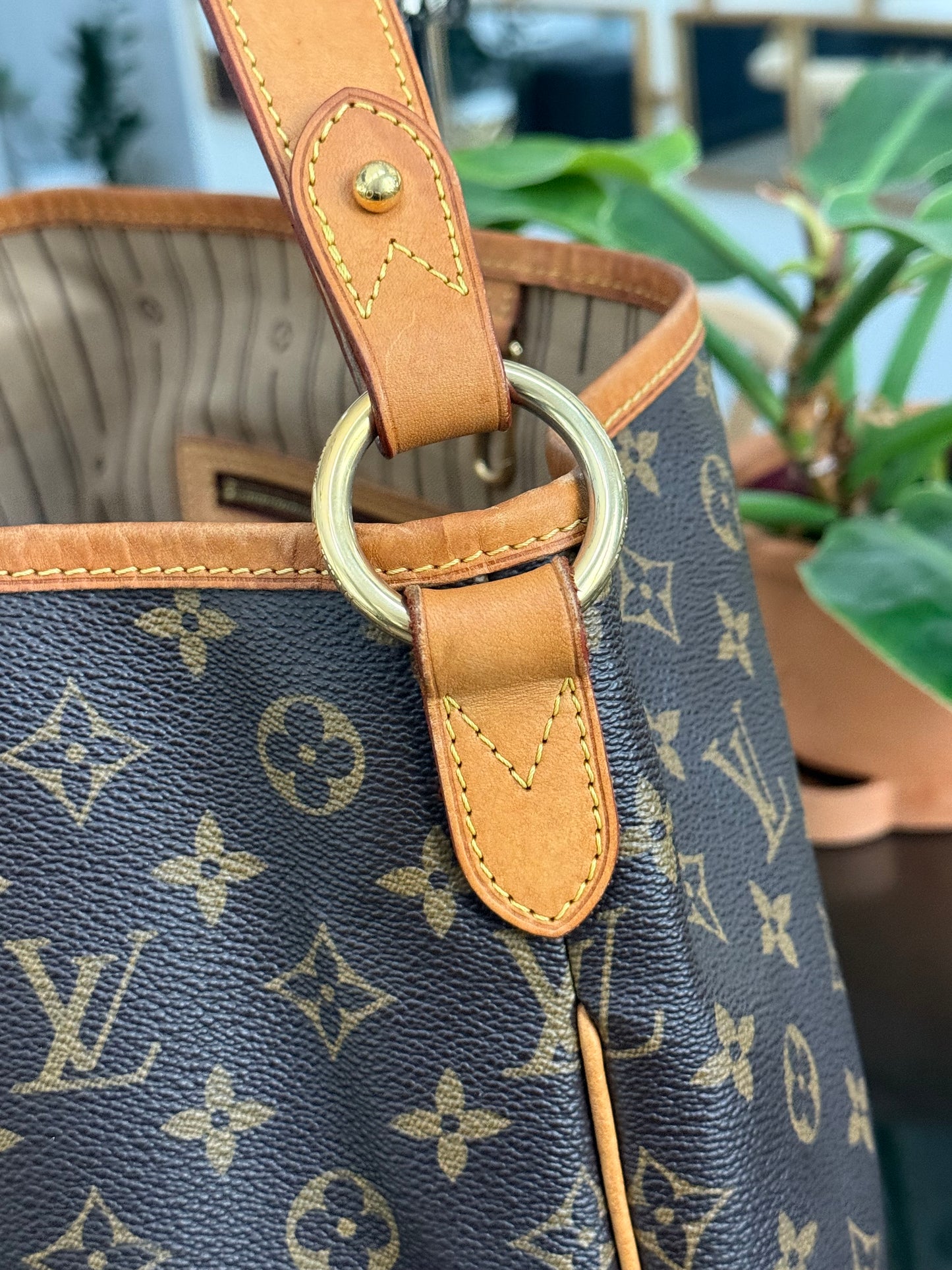 Delightful MM with Dustbag and Insert organizer 📅 Year: 2011