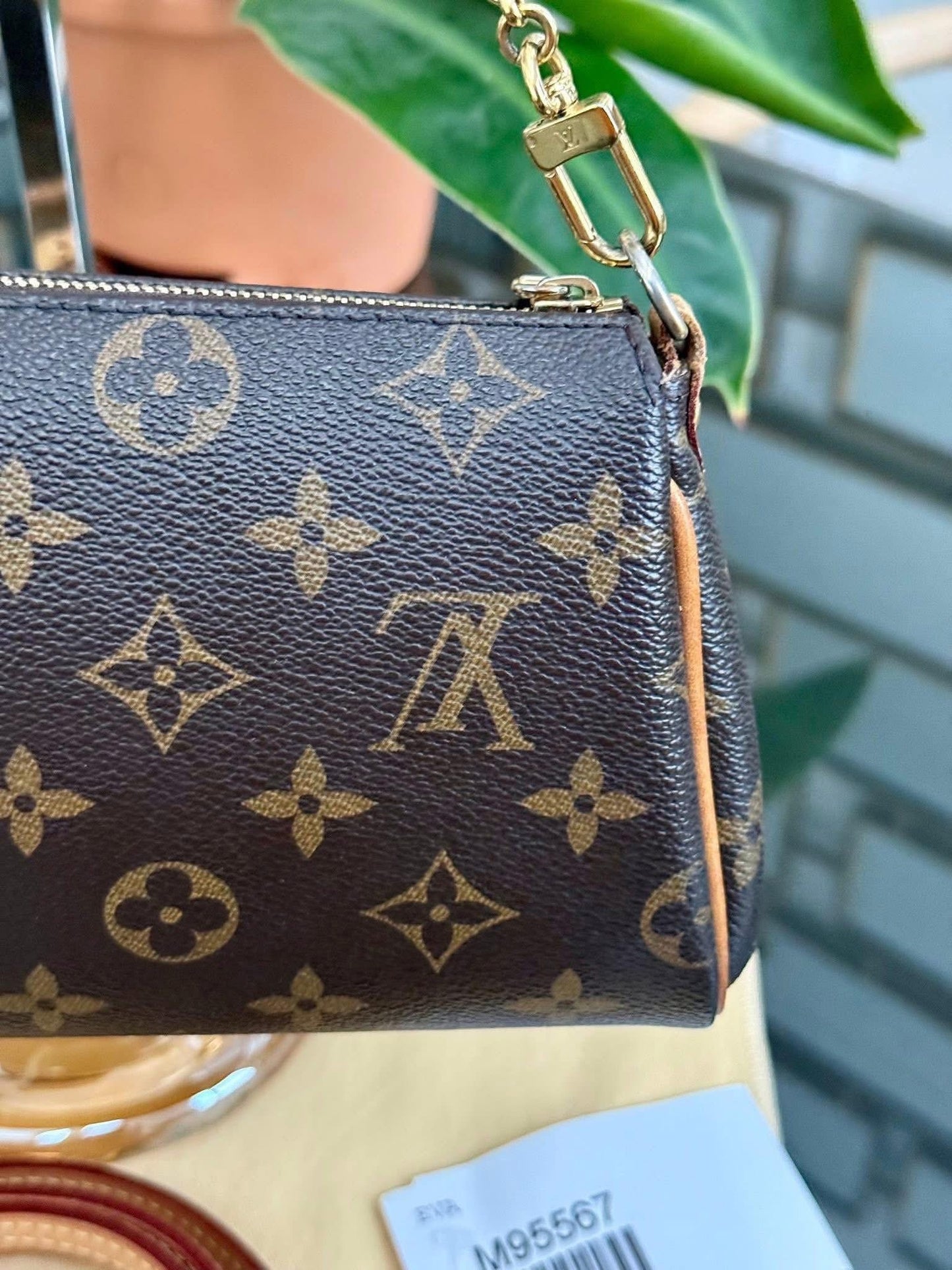 Eva Clutch in Monogram with Dustbag, Box and Paper bag 🗓️ Year: 2014