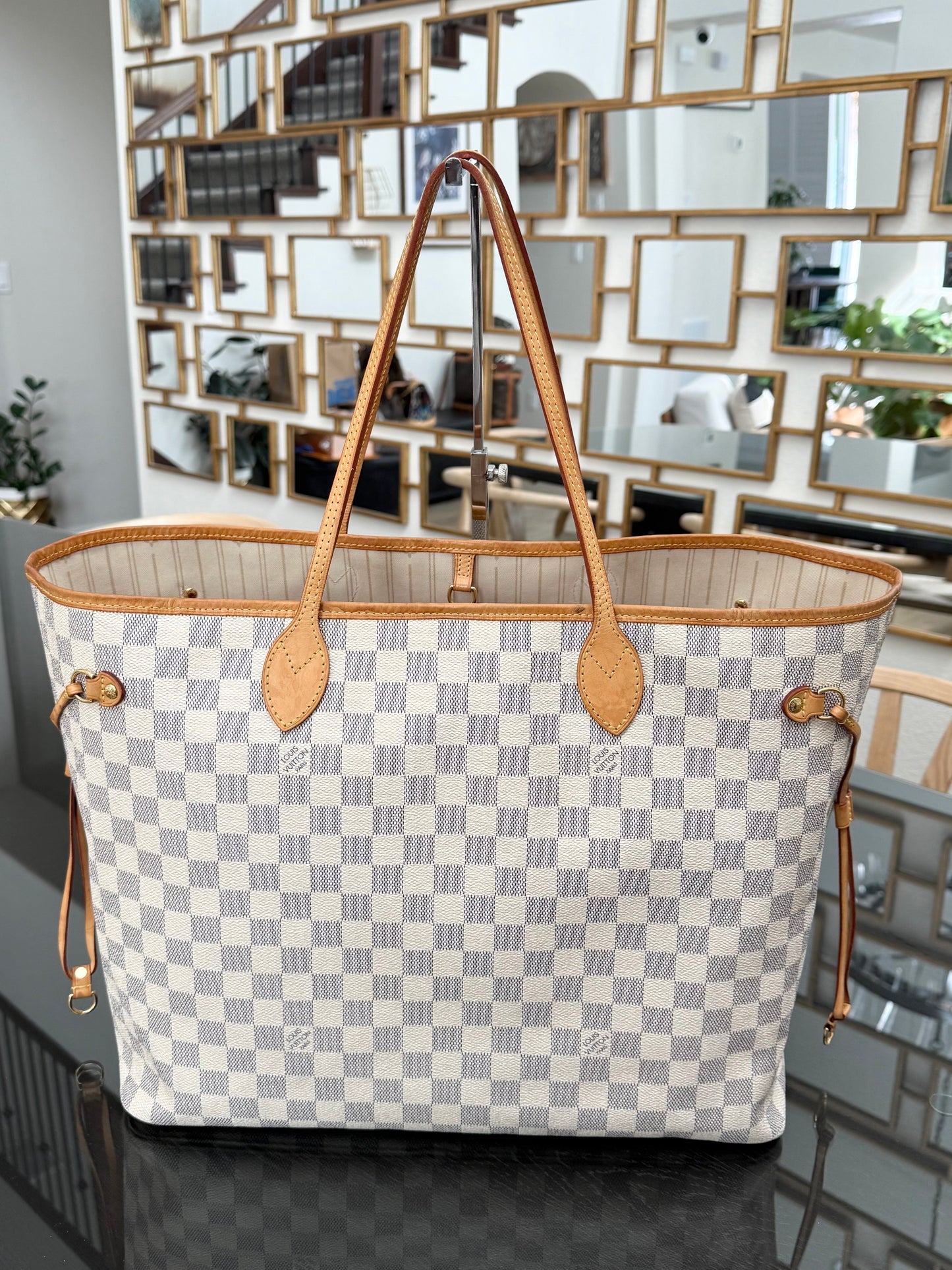 Neverfull GM in Azur with Dustbag Insert Organizer 🗓️ Year: 2011