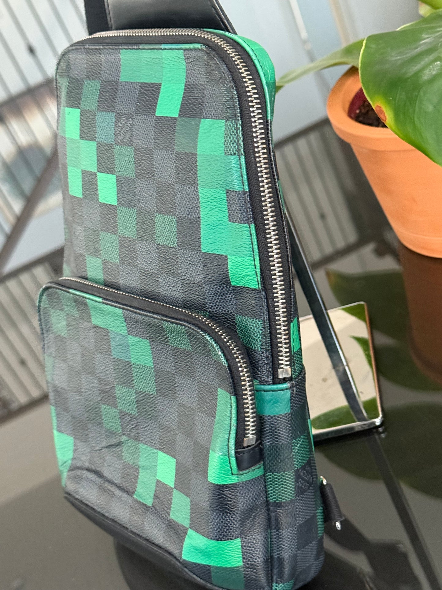 Avenue Sling Damier Graphite Green Pixel with Dustbag -Year 2018