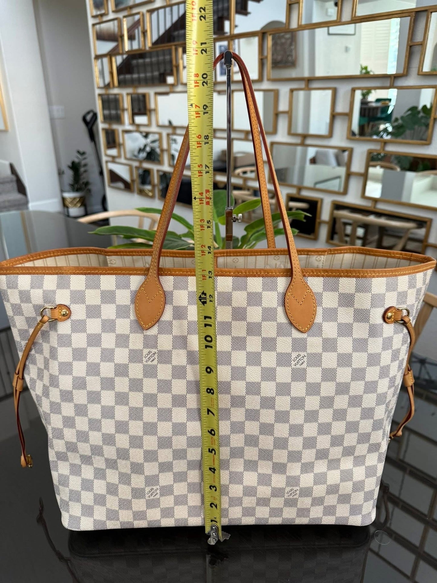 Neverfull GM in Azur with Dustbag Insert Organizer 🗓️ Year: 2012