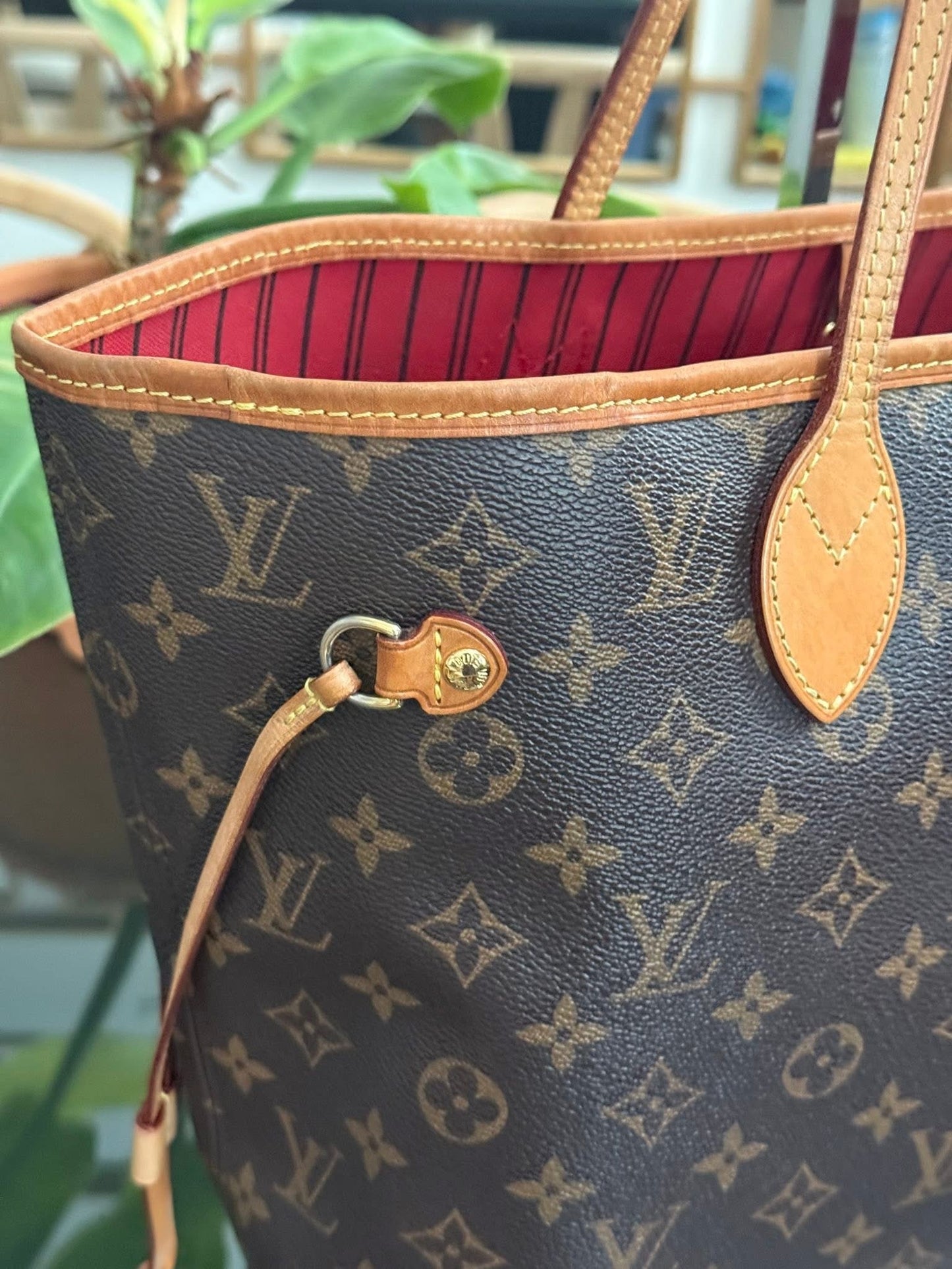 Neverfull MM Monogram in Cerise with Dustbag and Non branded Twilly🌺 📅 Year: 2014