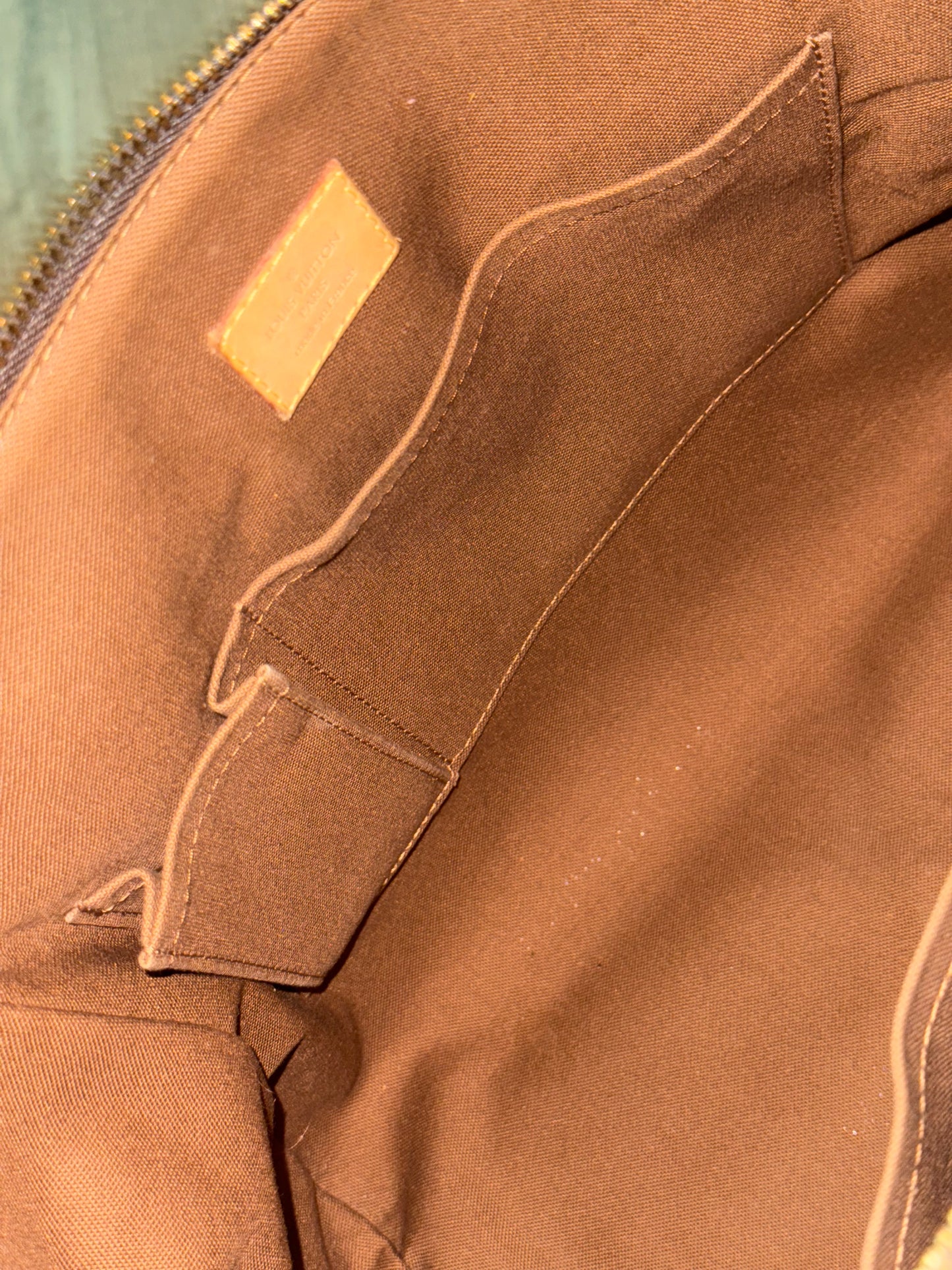 Tivoli GM with Dustbag and Insert Organizer 🗓️ Year: 2011