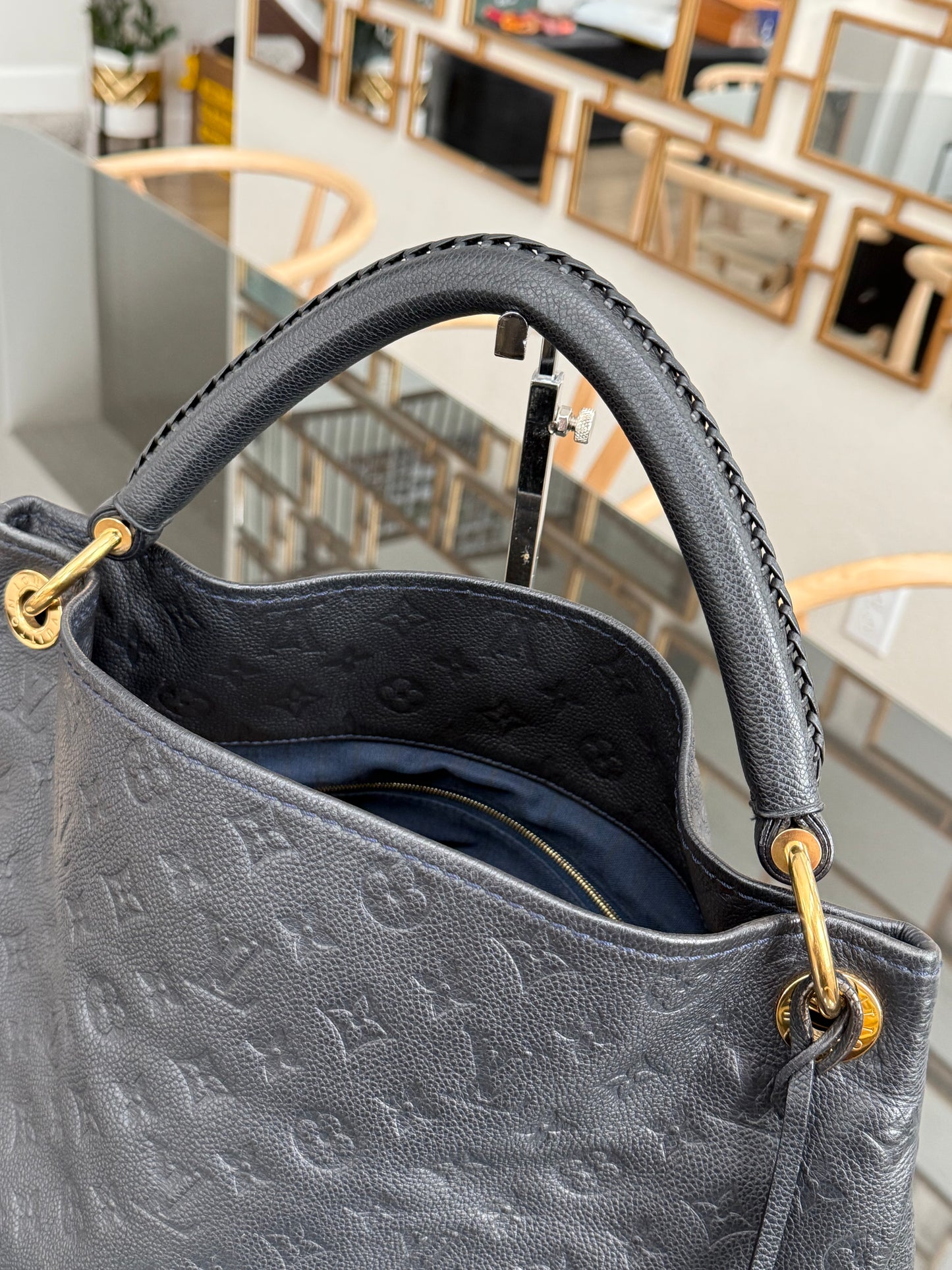Artsy MM Empriente (Black/Dark Blue) with Dustbag and Insert Organizer - 📅 Year: 2011