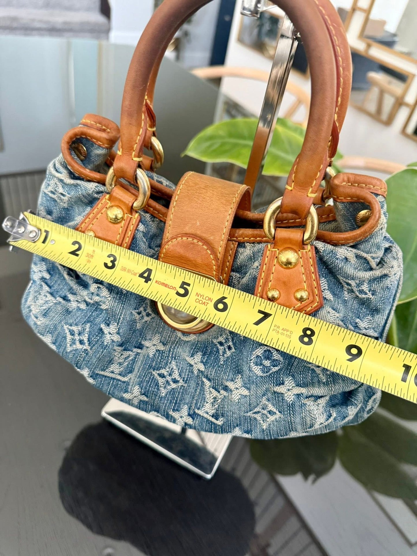 Denim Pleaty Handbag in Blue 📅